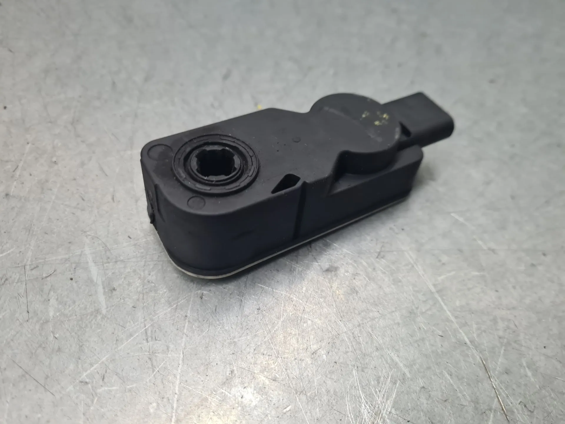 Heater Flap Motor TESLA Model 3 (5YJ3) Imagem-2