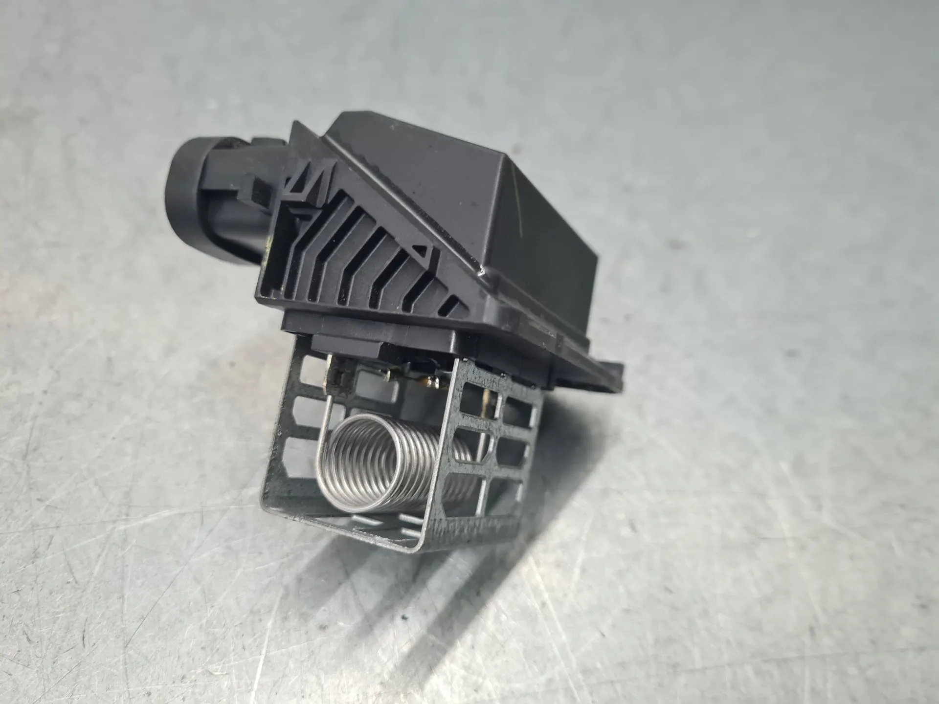 Resistência do ventilador / ventoínha PEUGEOT 2008 II (U_) Imagem-3