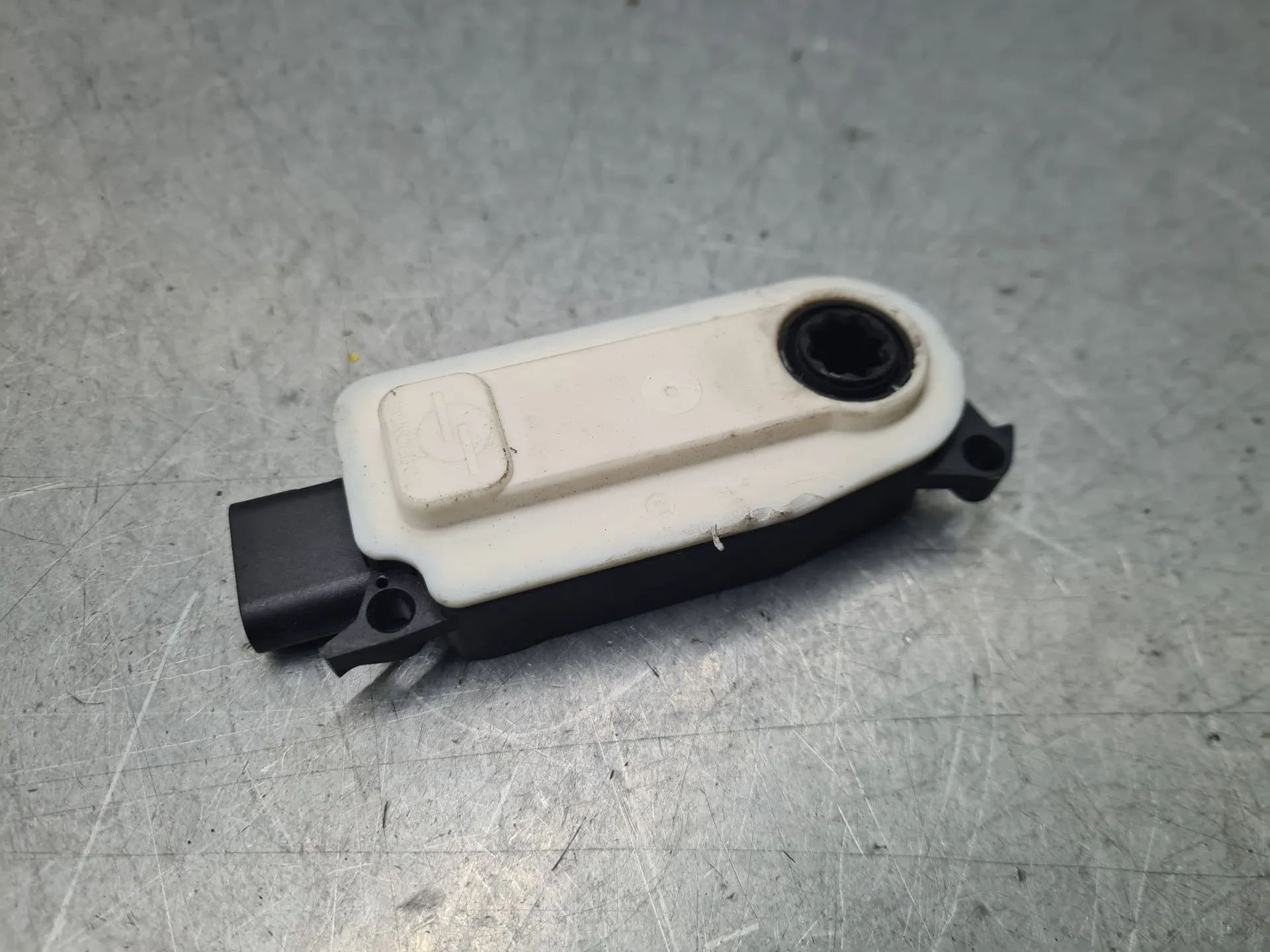 Heater Flap Motor PEUGEOT 2008 II (U_)