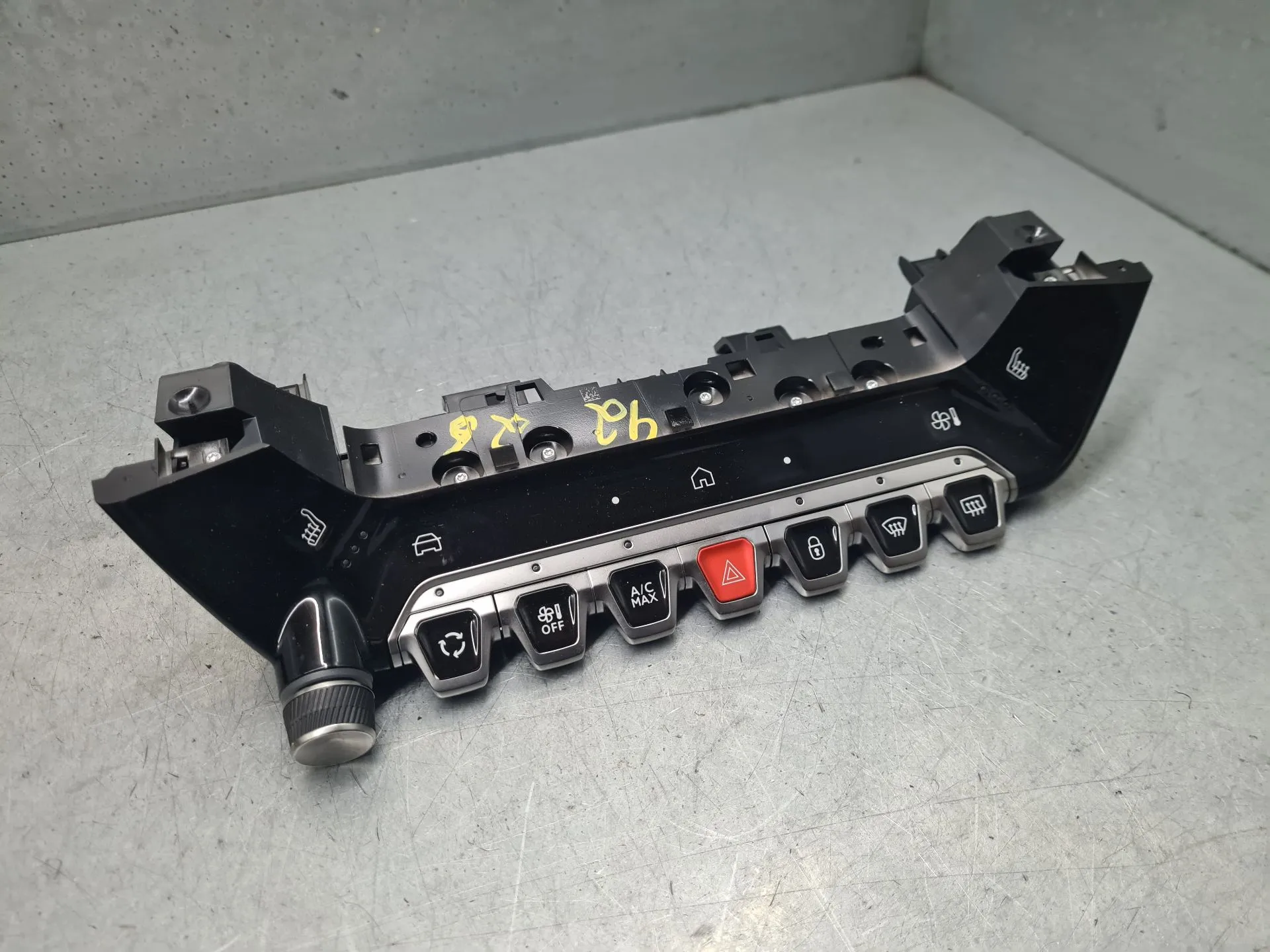 Botão / interruptor 4 piscas PEUGEOT 2008 II (U_)