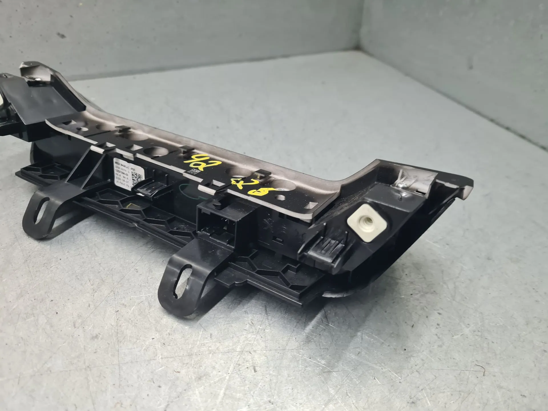 Botão / interruptor 4 piscas PEUGEOT 2008 II (U_) Imagem-3