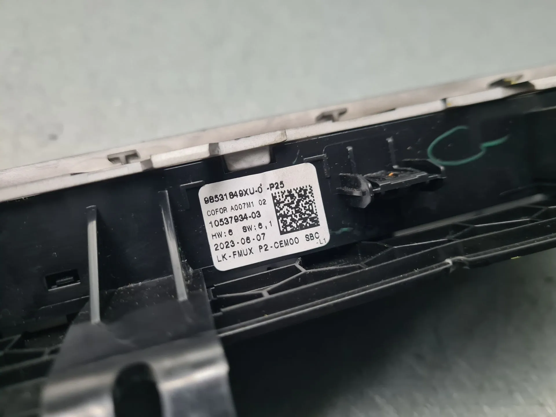 Botão / interruptor 4 piscas PEUGEOT 2008 II (U_) Imagem-5