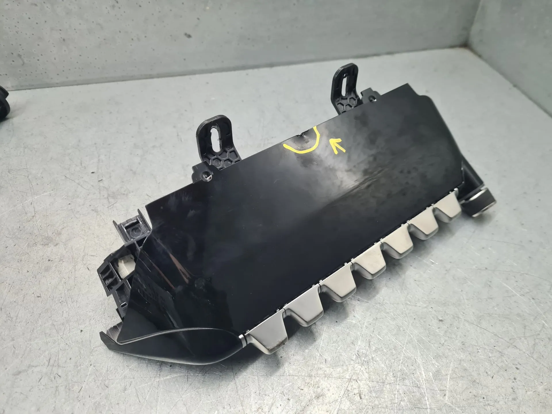 Botão / interruptor 4 piscas PEUGEOT 2008 II (U_) Imagem-7