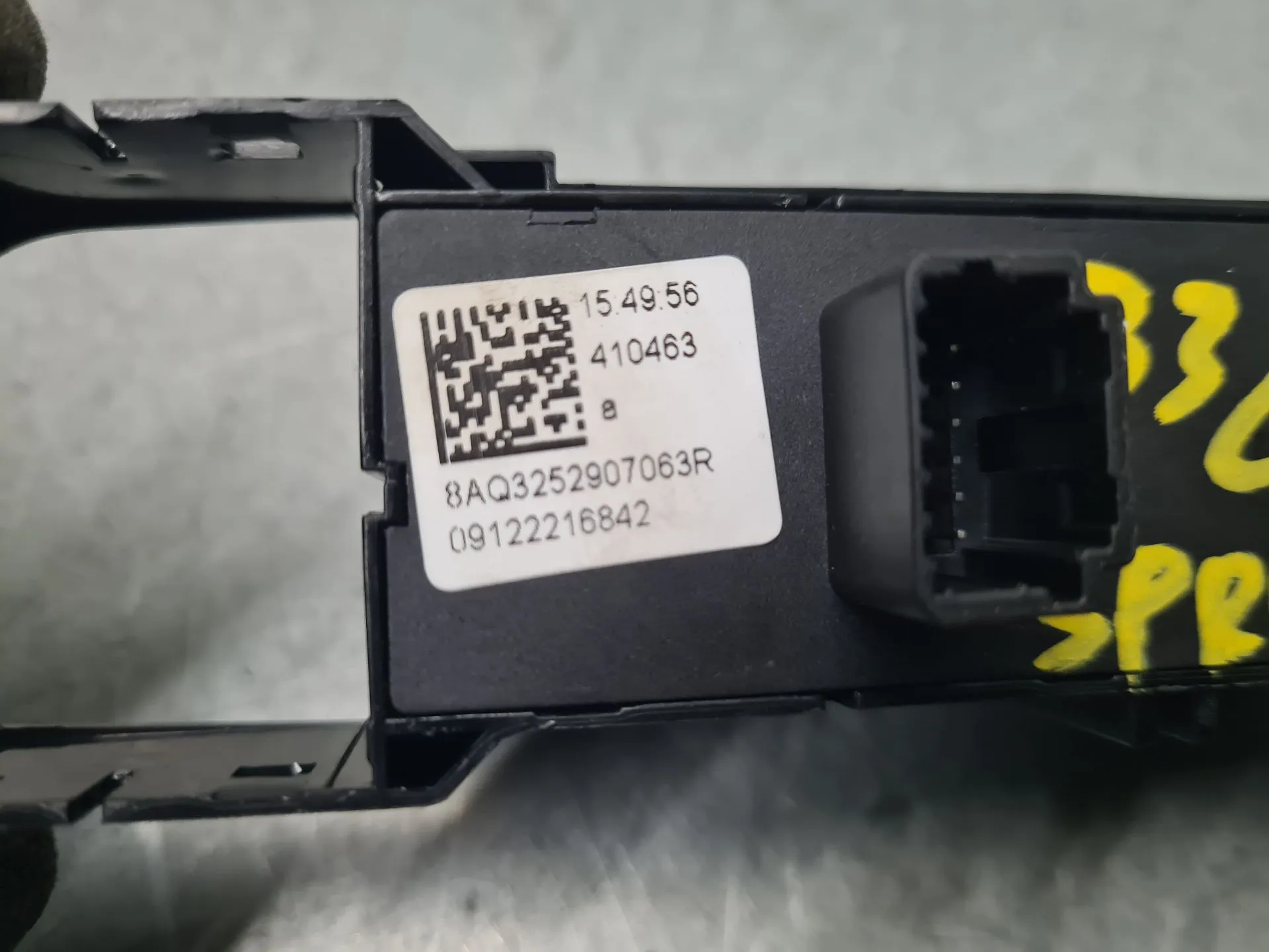 Botão / interruptor 4 piscas DACIA Spring Imagem-3