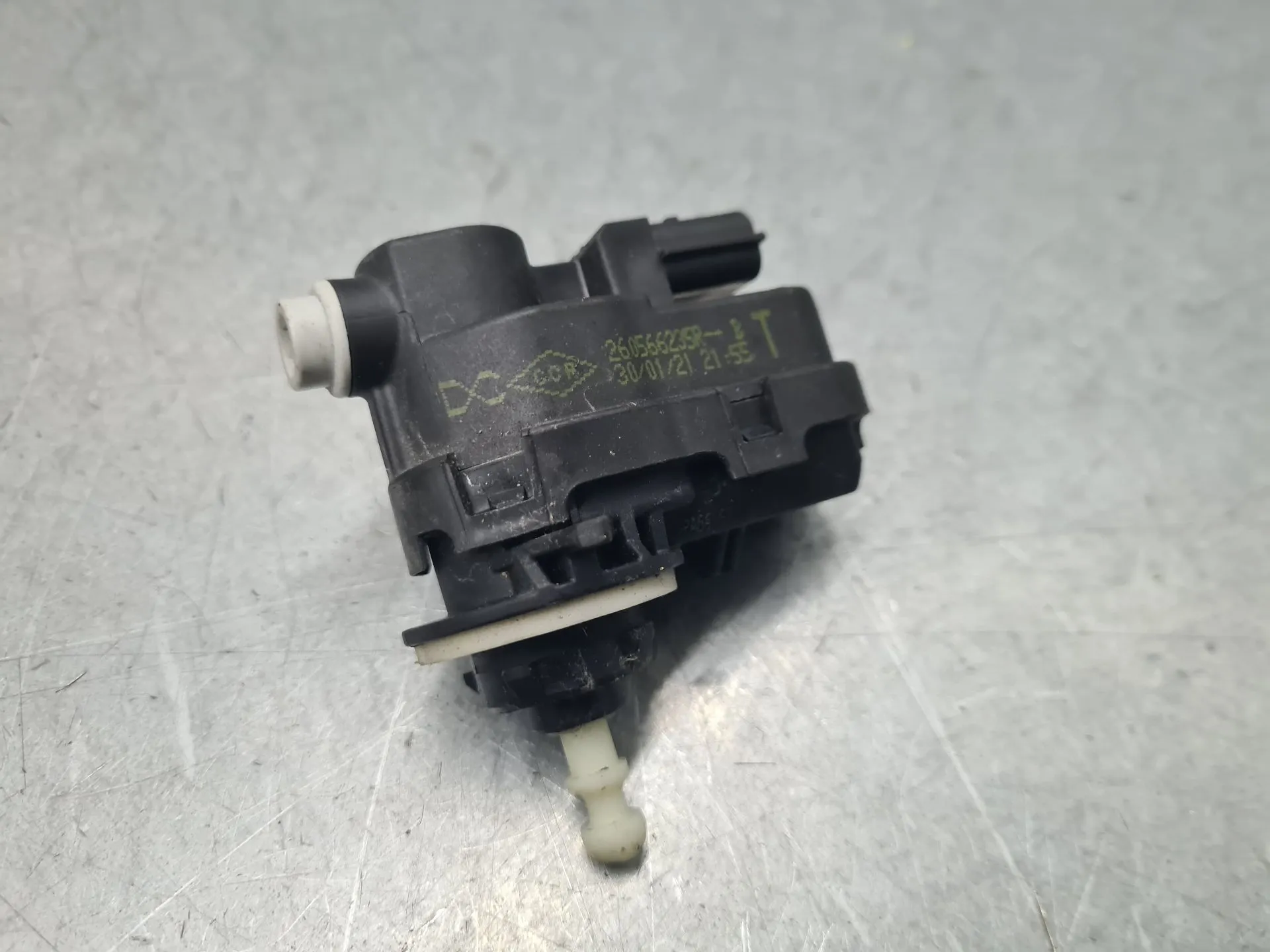 Motor regulação ótica / farol RENAULT Megane IV (B9A/M_)