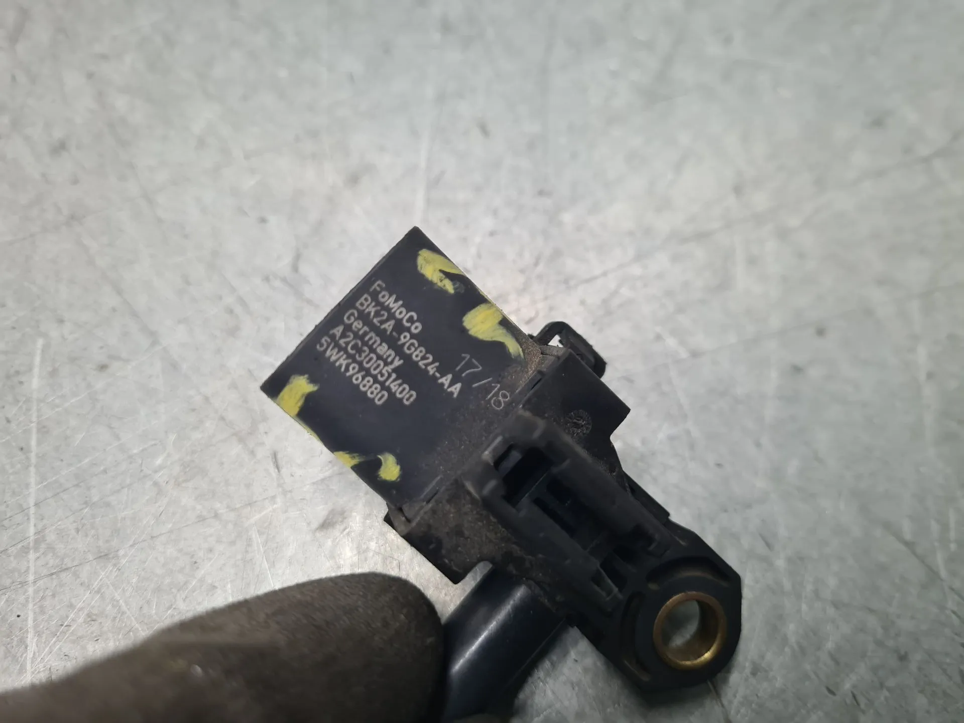 Sensor filtro particulas / FAP FORD Fiesta VII (HJ, HF) Imagem-3