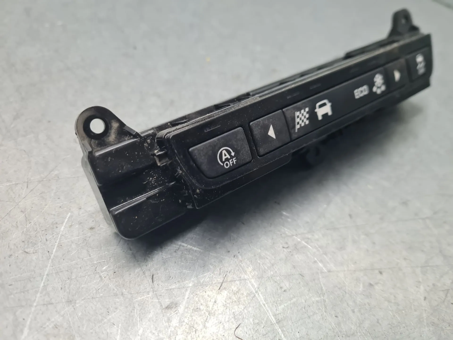 Comando / botão / interruptor multifunções JAGUAR F-Pace (X761) Imagem-1