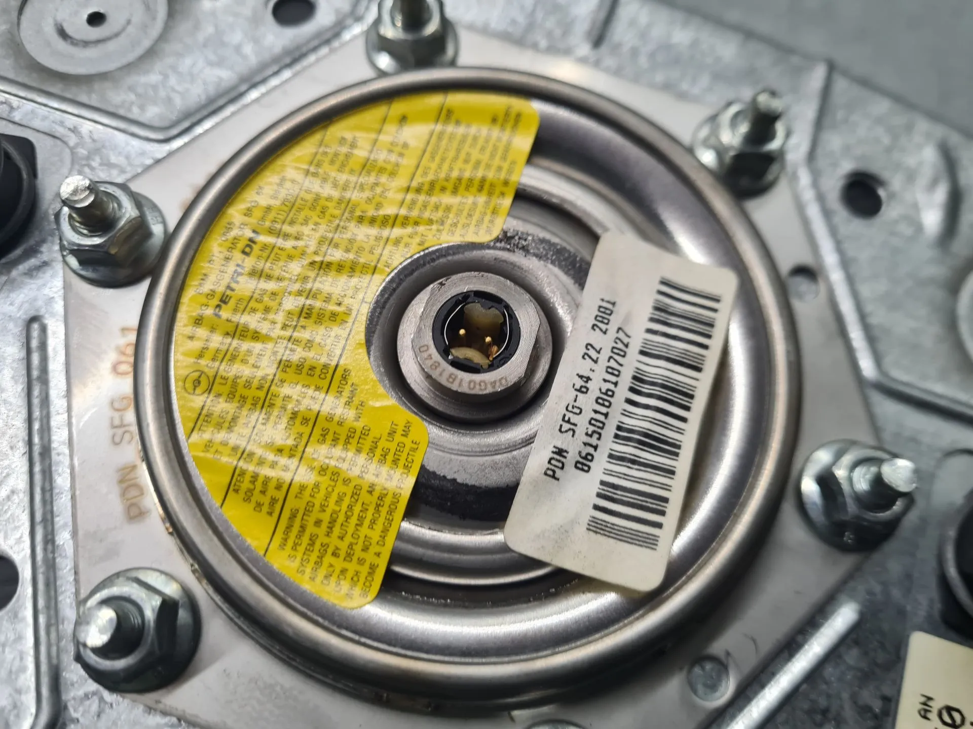 Airbag du Volant VOLKSWAGEN Golf IV (1J1) Imagem-3