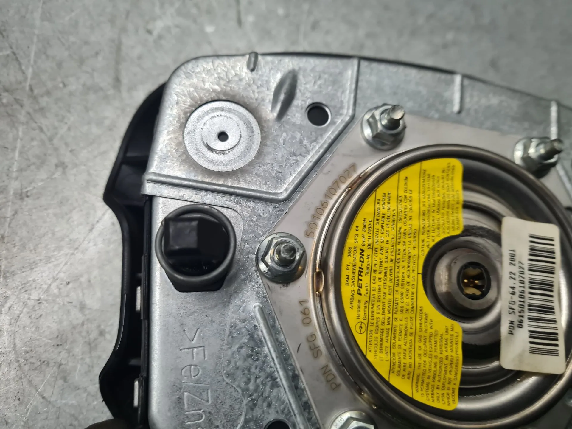 Airbag du Volant VOLKSWAGEN Golf IV (1J1) Imagem-4