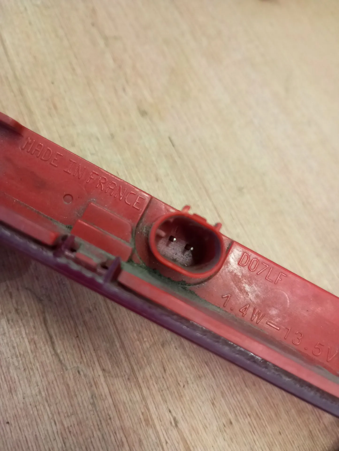 Additional stop light / 3rd stop light FORD Fiesta VII (HJ, HF) Imagem-2