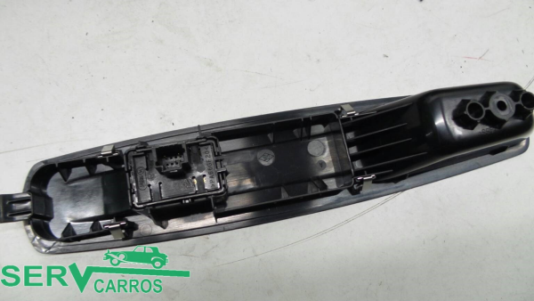 Commande / interrupteur lève-vitre Avant Droite RENAULT Megane III Grandtour (KZ0/1) Imagem-1