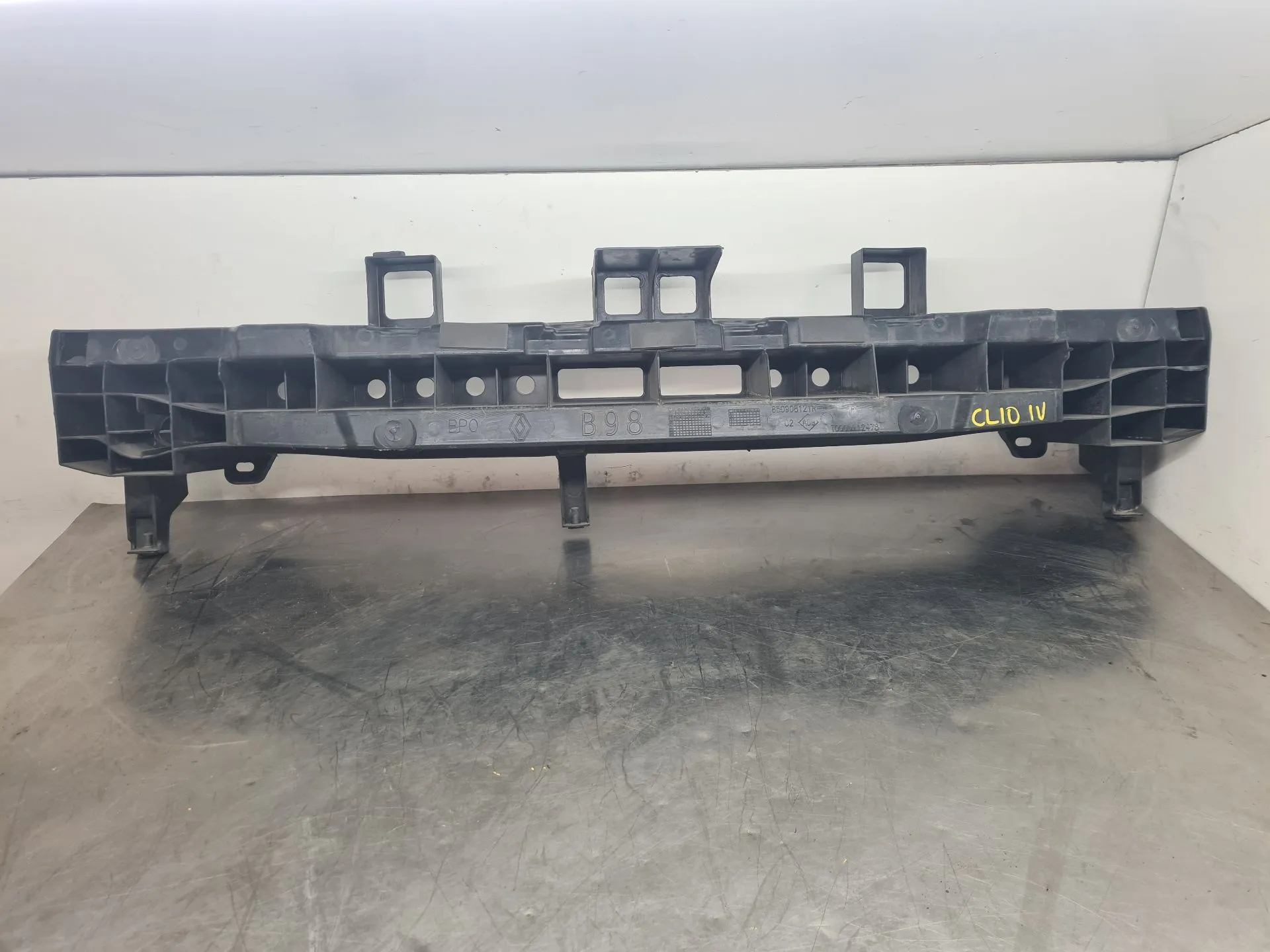 Rear bumper reinforcement RENAULT Clio IV (BH_)