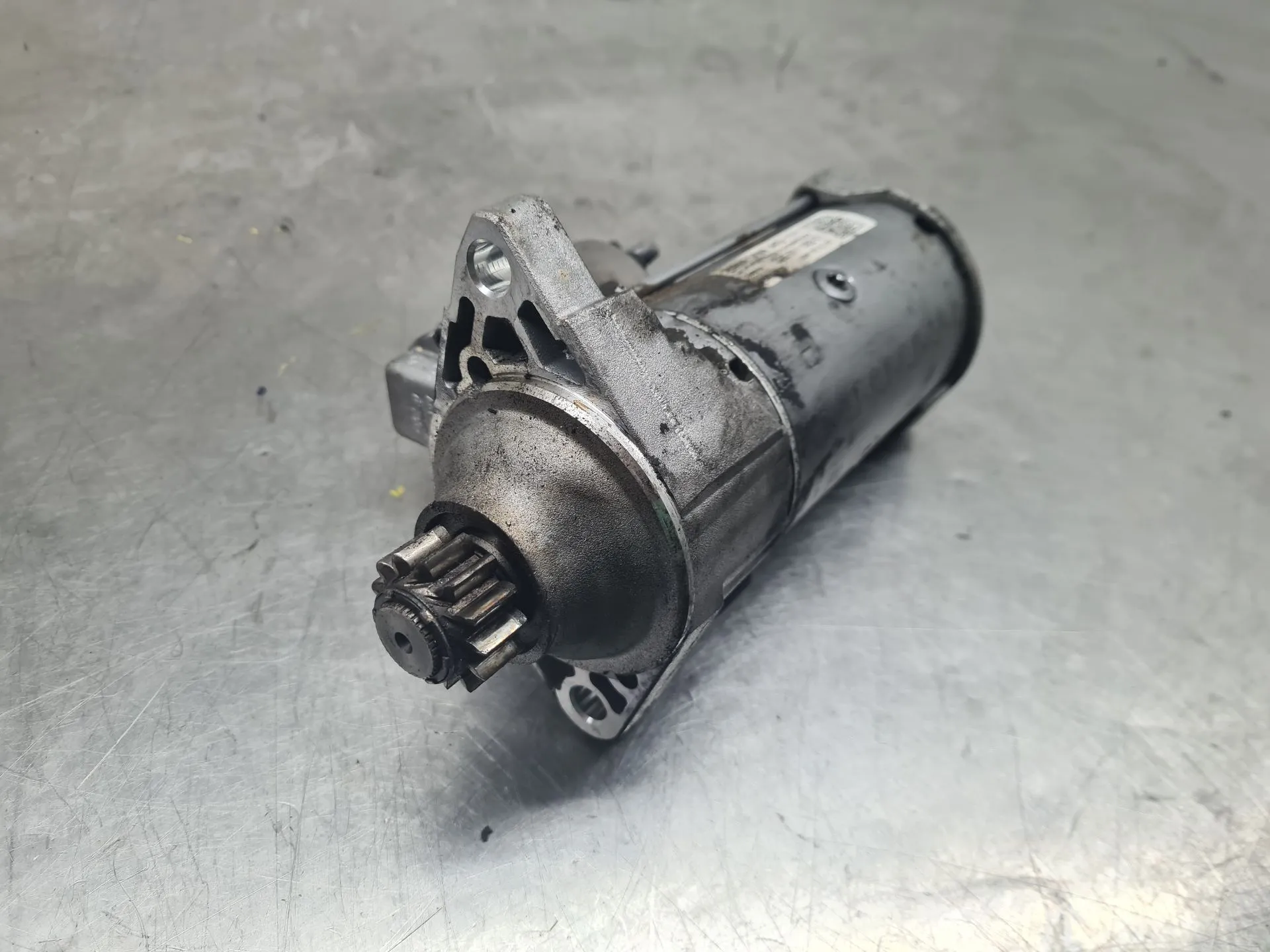 Motor de arranque SEAT Leon SC (5F5) Imagem-1