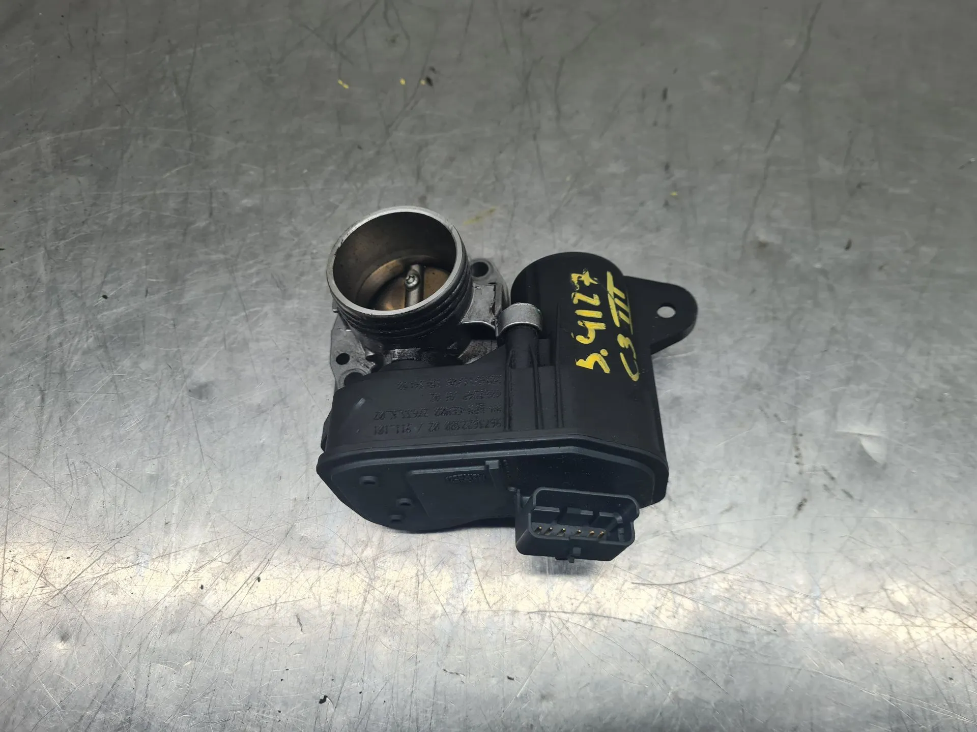 Throttle body CITROËN C3 III (SX)