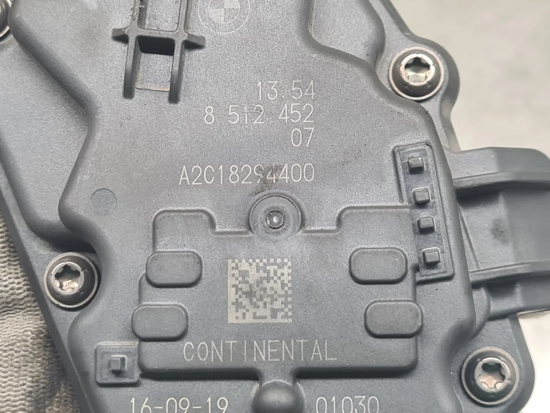 Throttle body BMW 1 (F40) Imagem-4