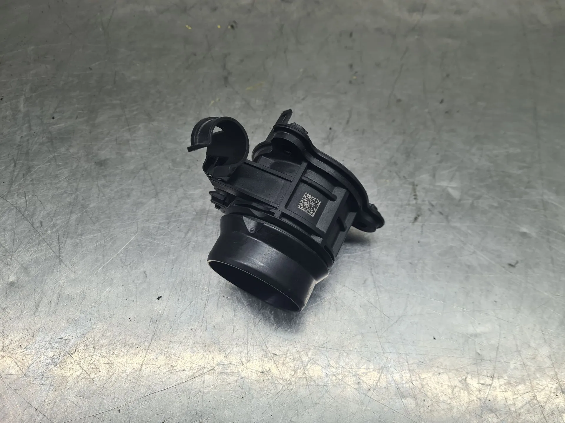Mass Air Flow Sensor (MAF) BMW 1 (F40) Imagem-2