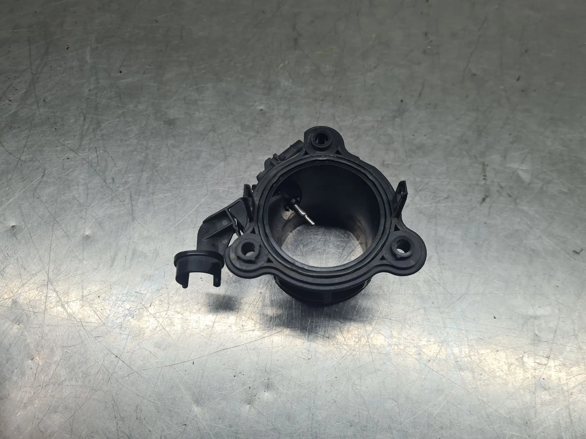 Mass Air Flow Sensor (MAF) BMW 1 (F40) Imagem-3