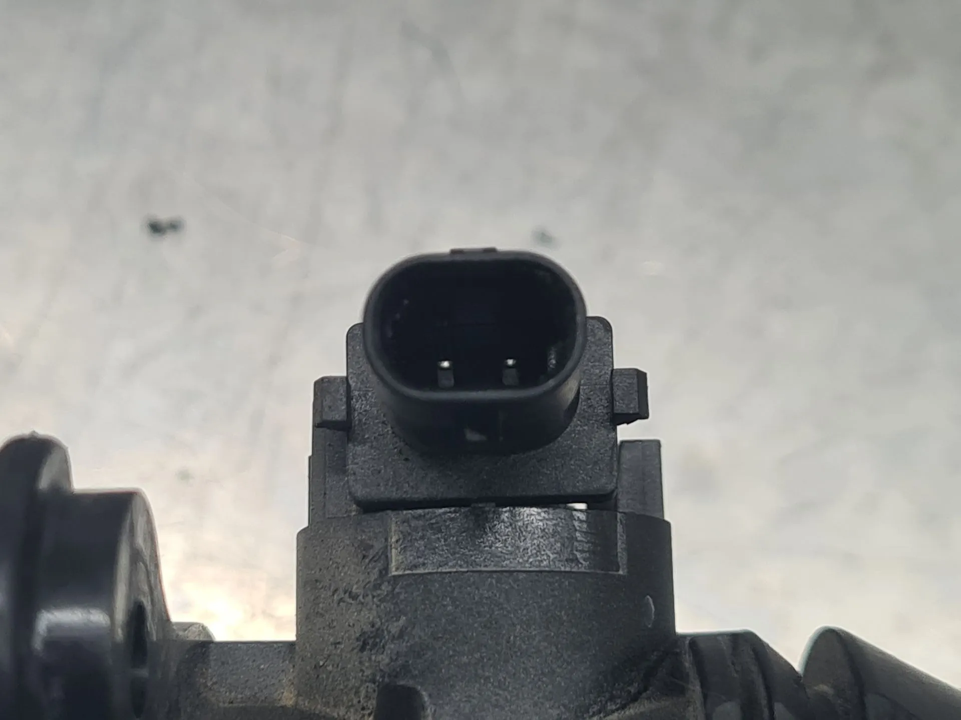 Mass Air Flow Sensor (MAF) BMW 1 (F40) Imagem-4