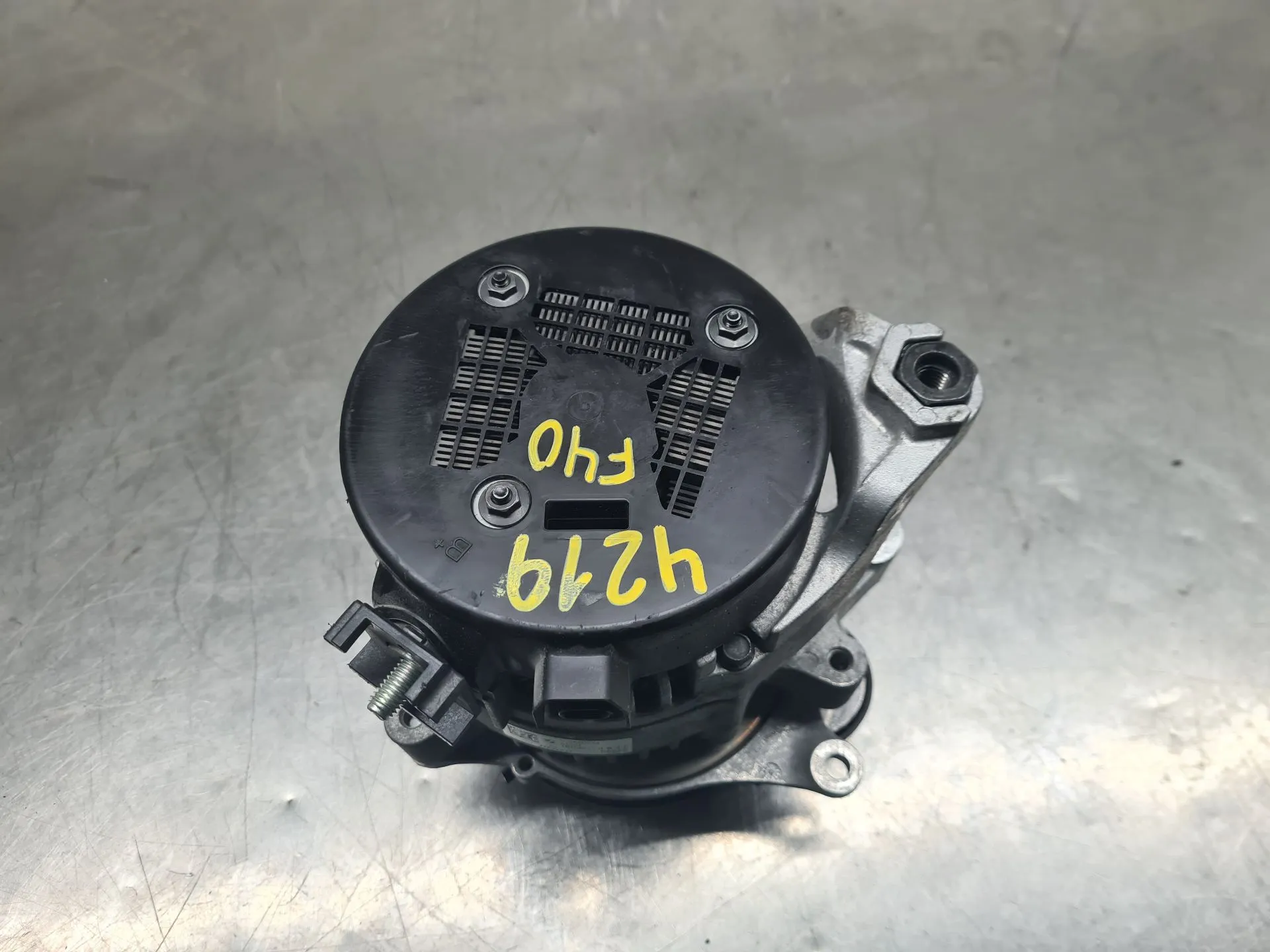 Alternador BMW 1 (F40) Imagem-3