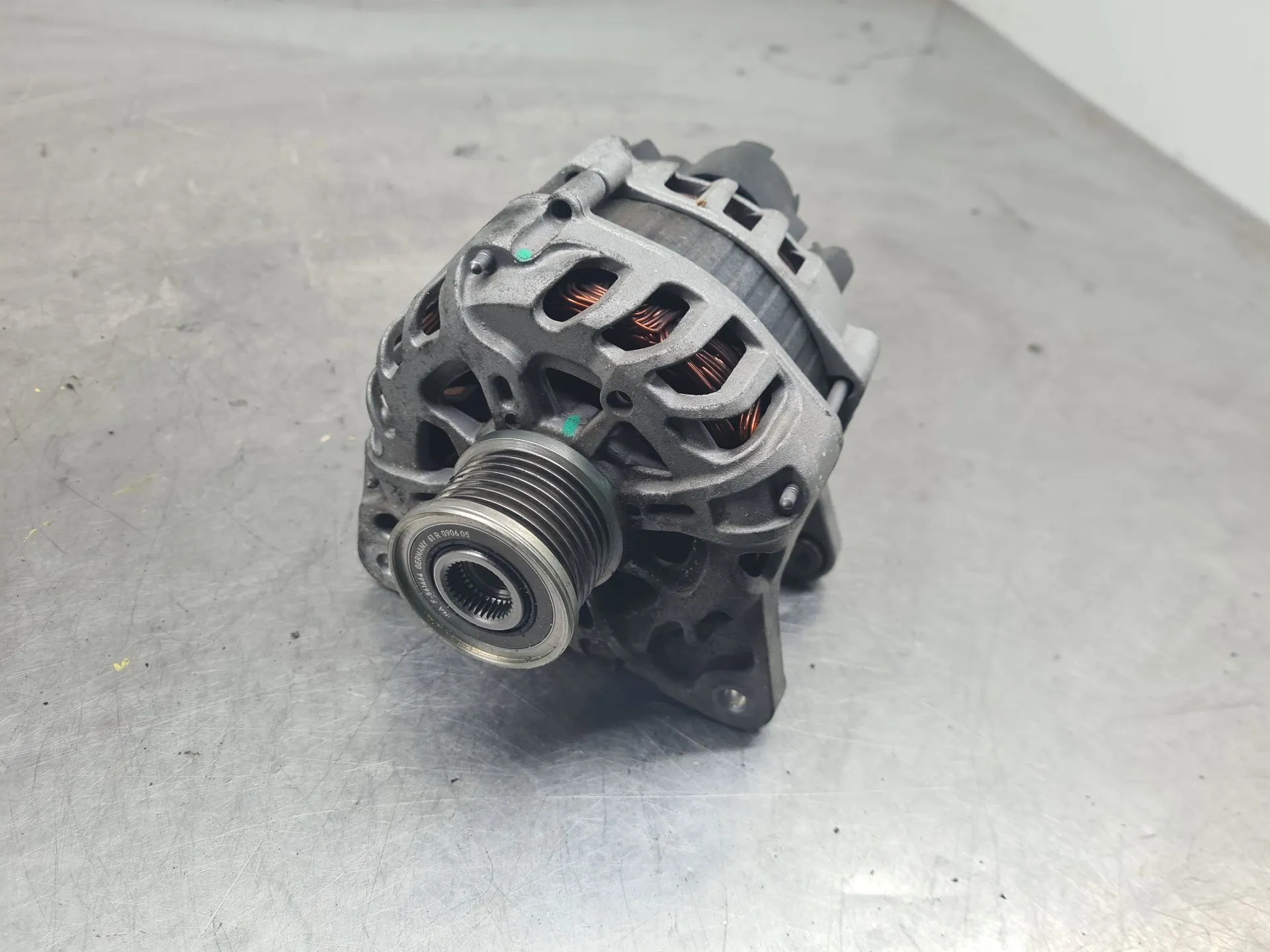 Alternador RENAULT Clio IV (BH_)