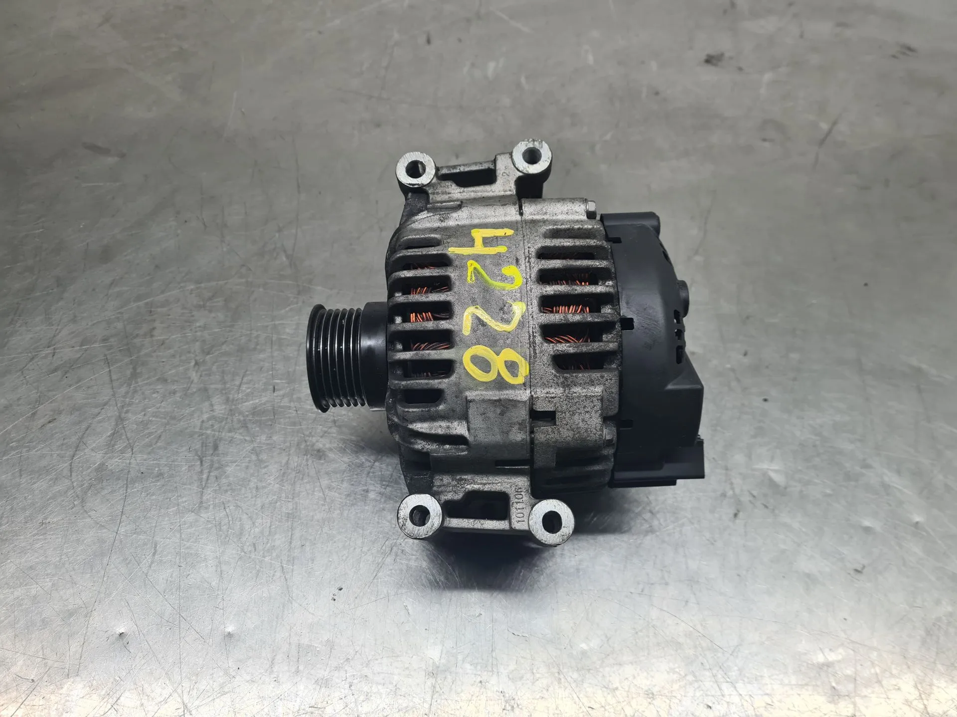 Alternador MERCEDES-BENZ Classe C (W204) Imagem-1