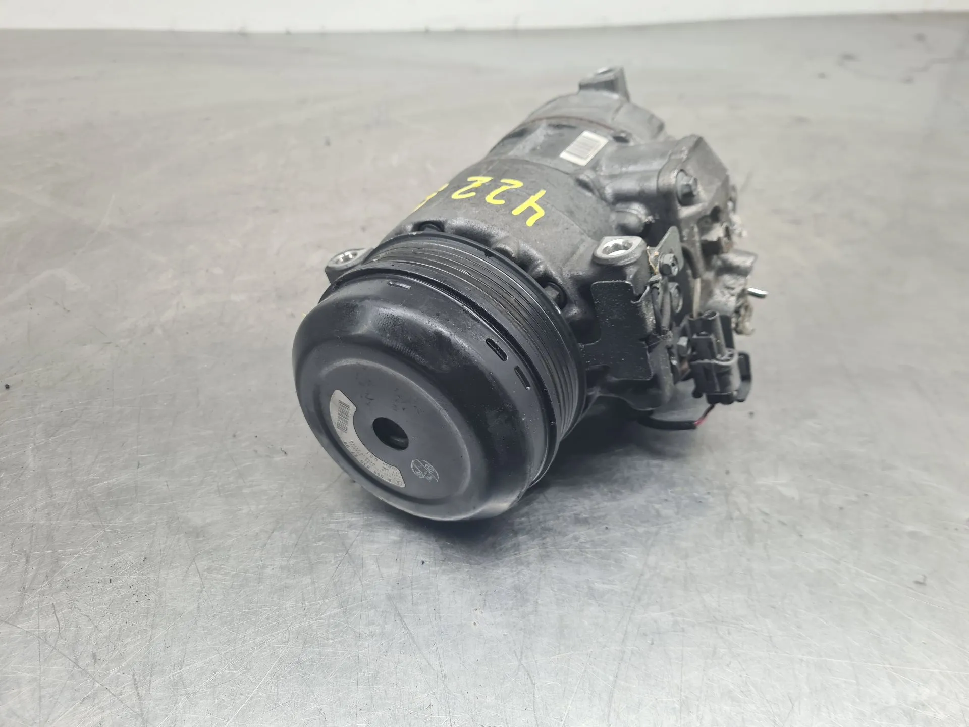 AC compressor MERCEDES-BENZ Classe C (W204)