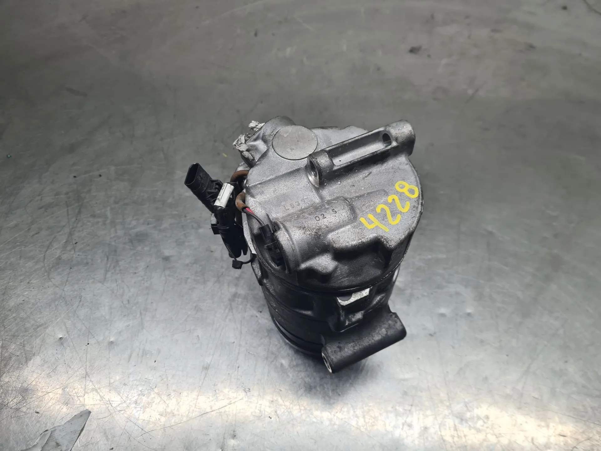 AC compressor MERCEDES-BENZ Classe C (W204) Imagem-3