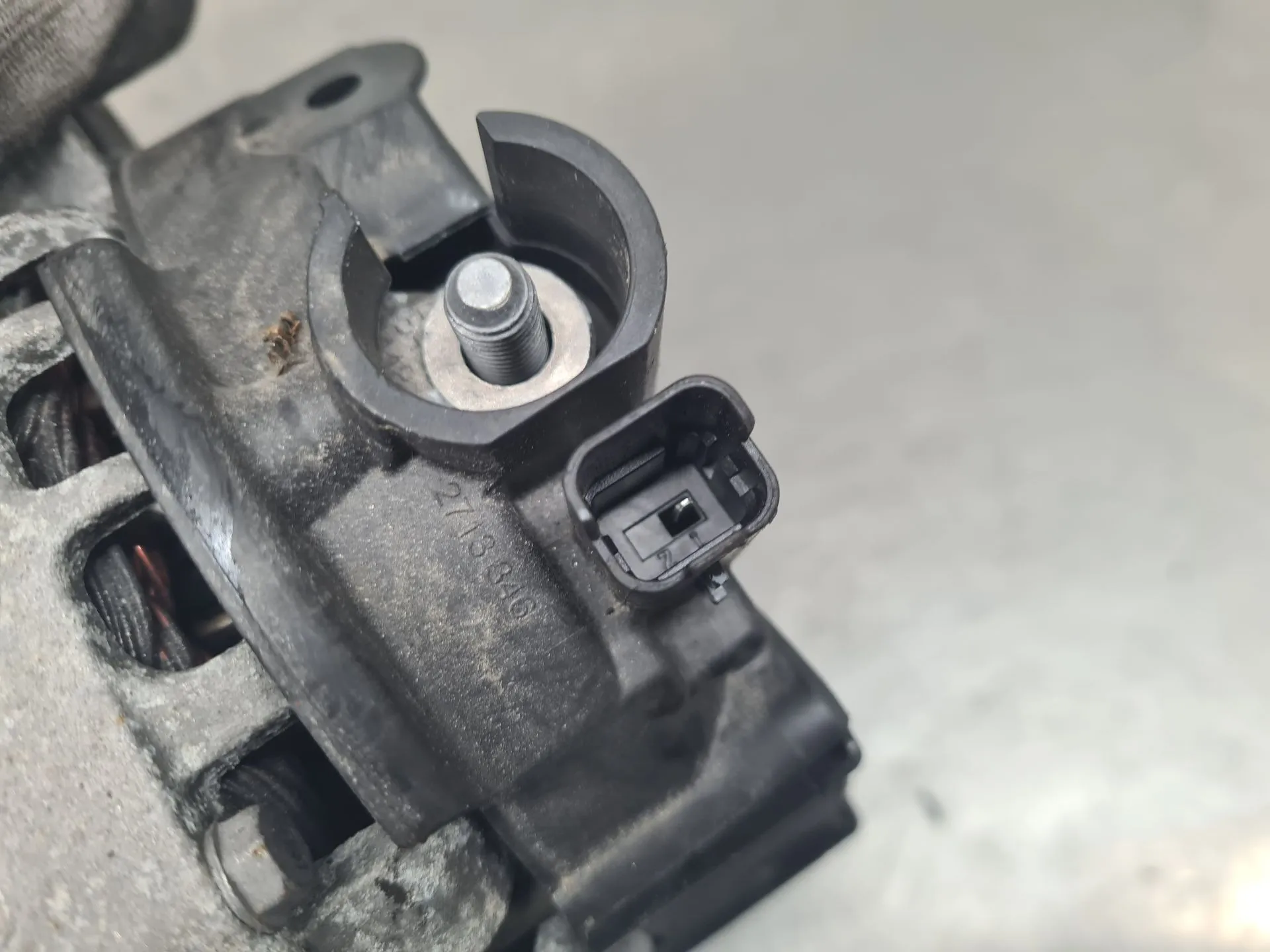 Alternador PEUGEOT 208 Imagem-4