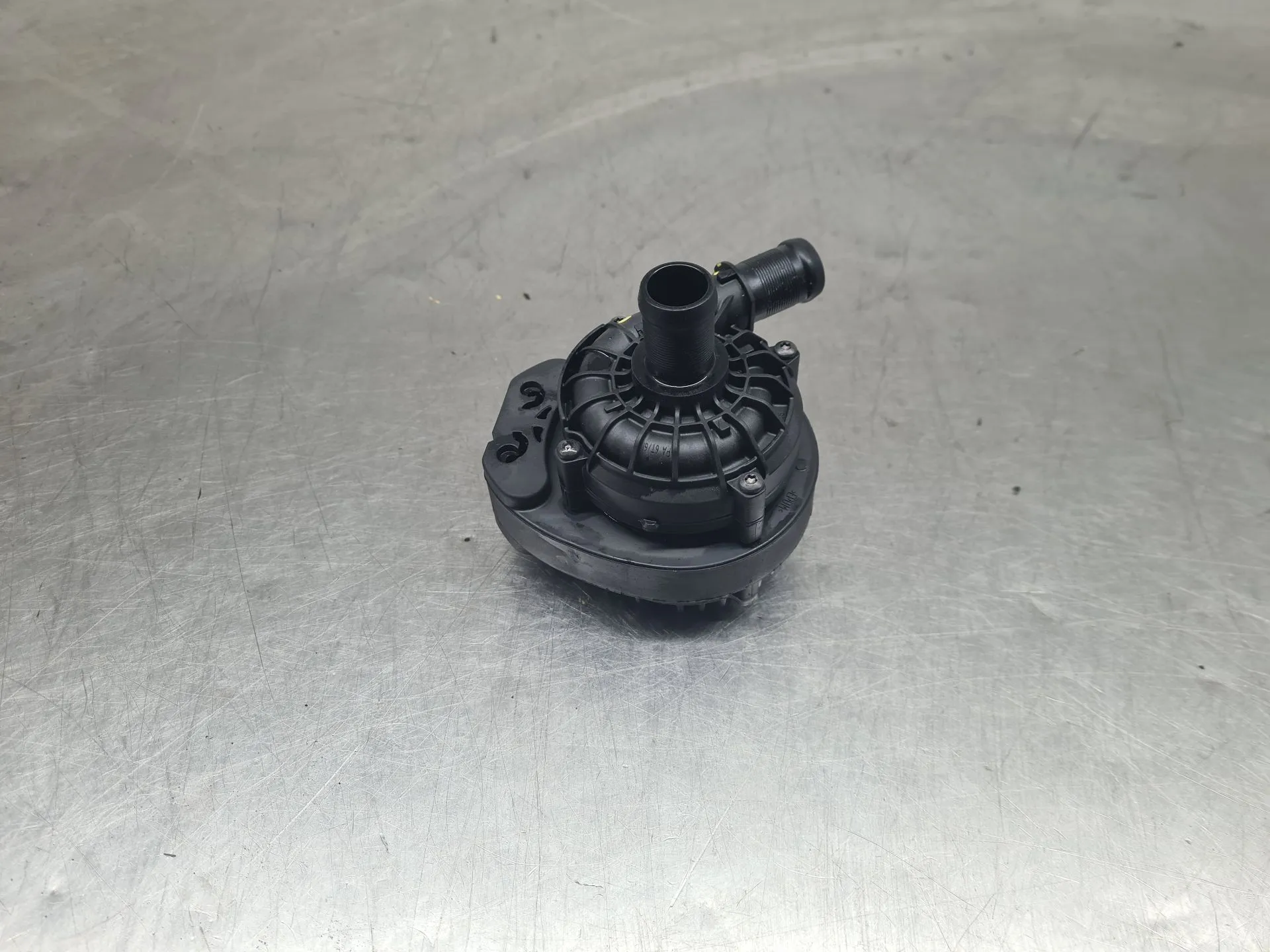 Water pump RENAULT Symbioz Imagem-1