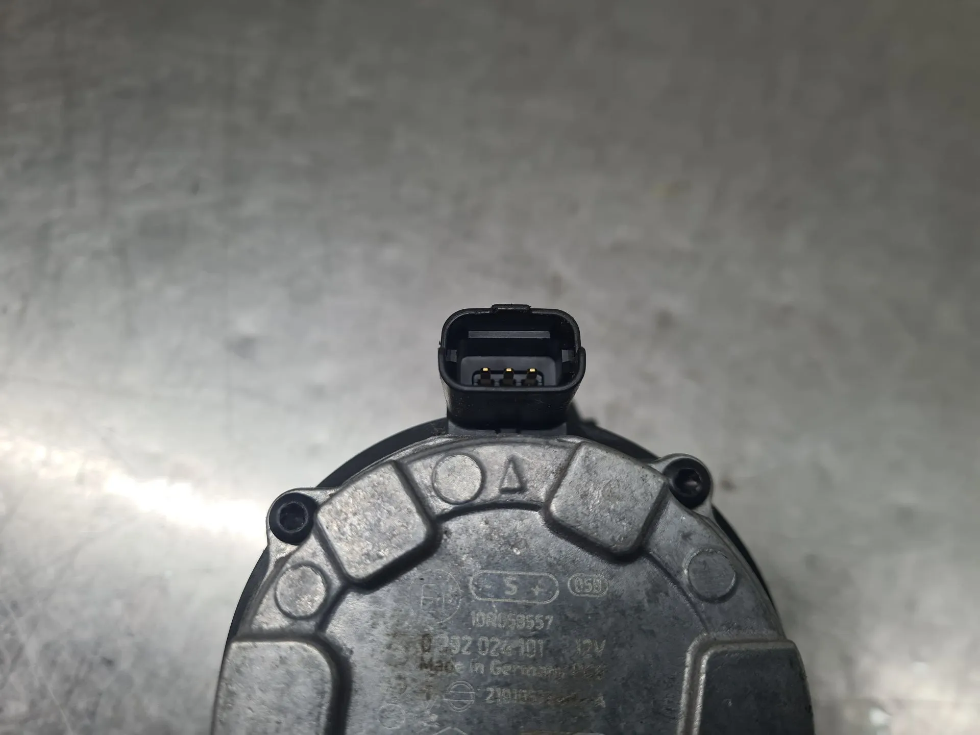 Water pump RENAULT Megane IV (B9A/M_) Imagem-5