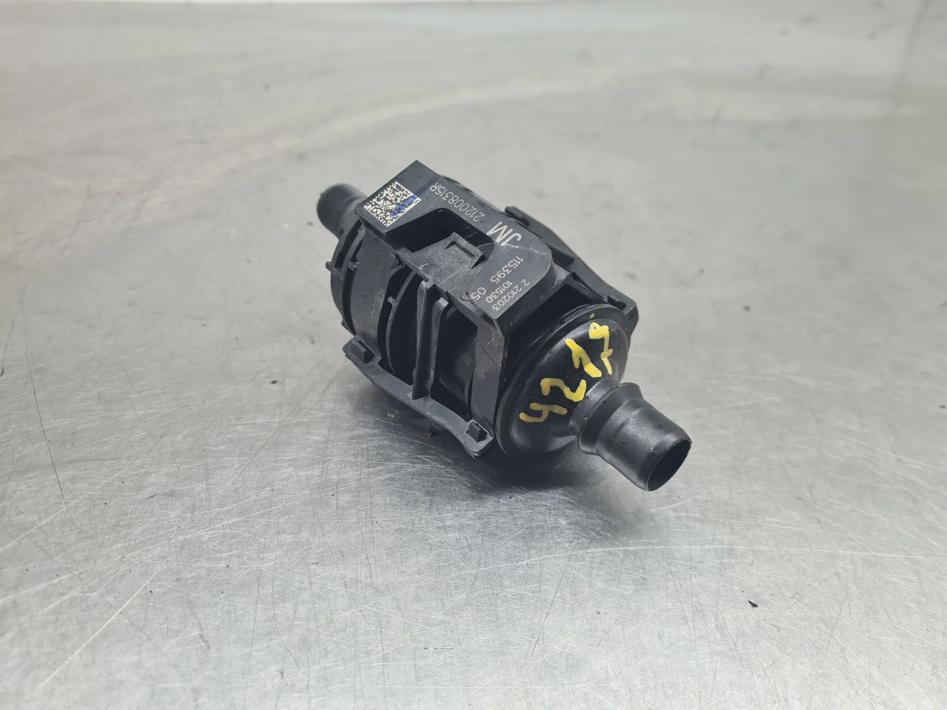 Water pump RENAULT Megane IV (B9A/M_)