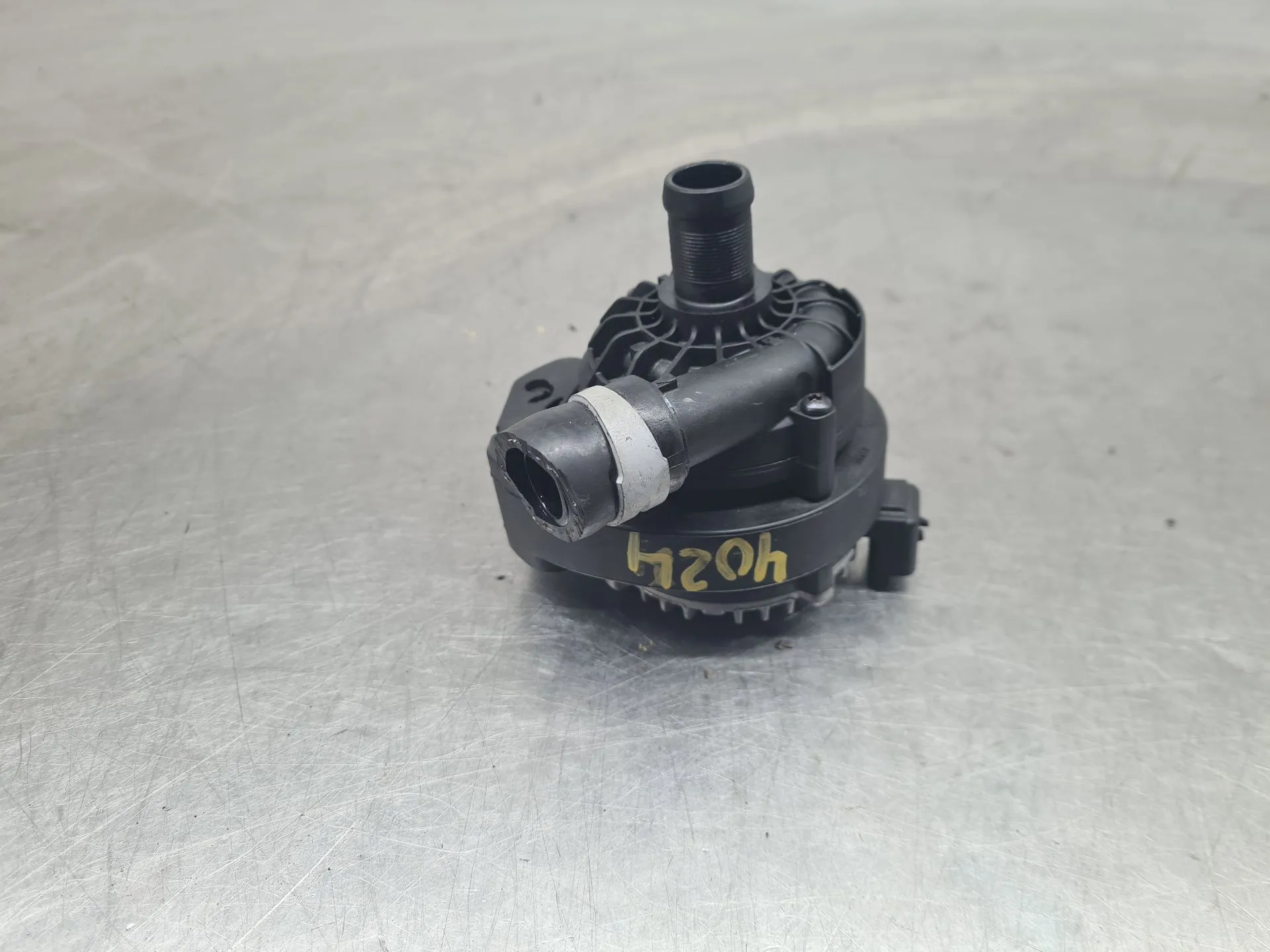 Water pump RENAULT Symbioz