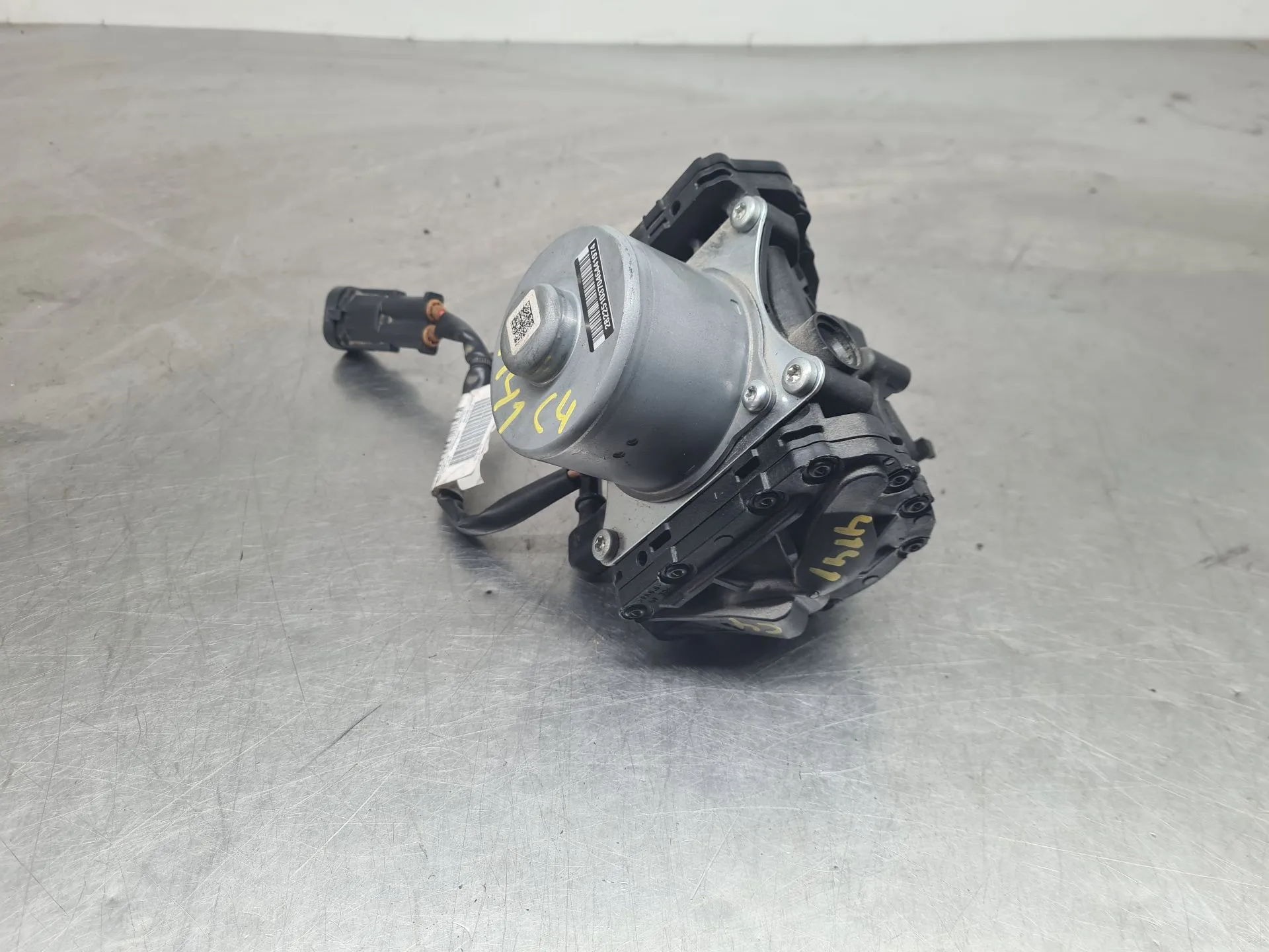 Brake booster / vacuum pump CITROËN C4 III Imagem-1