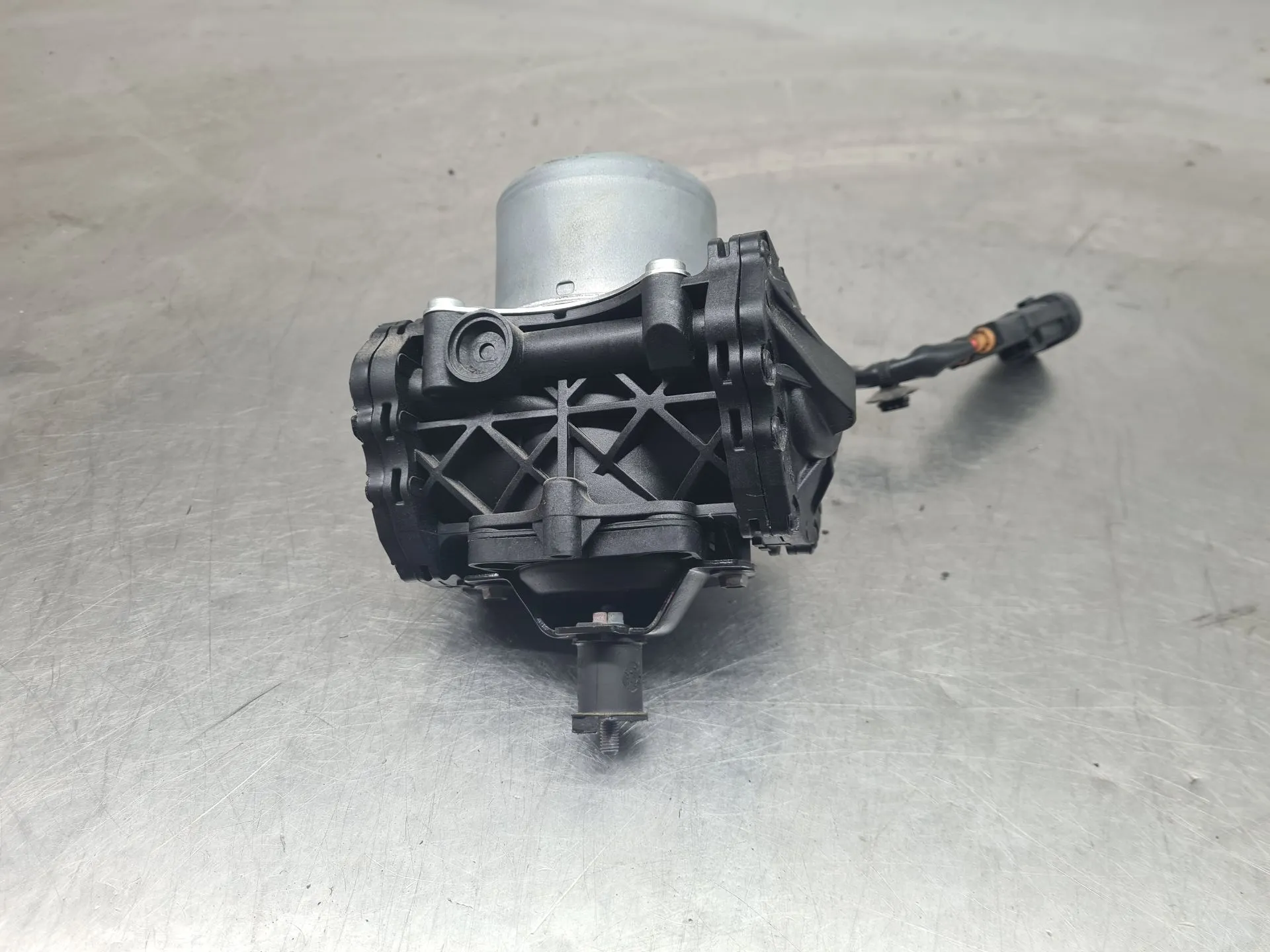 Brake booster / vacuum pump CITROËN C4 III Imagem-2