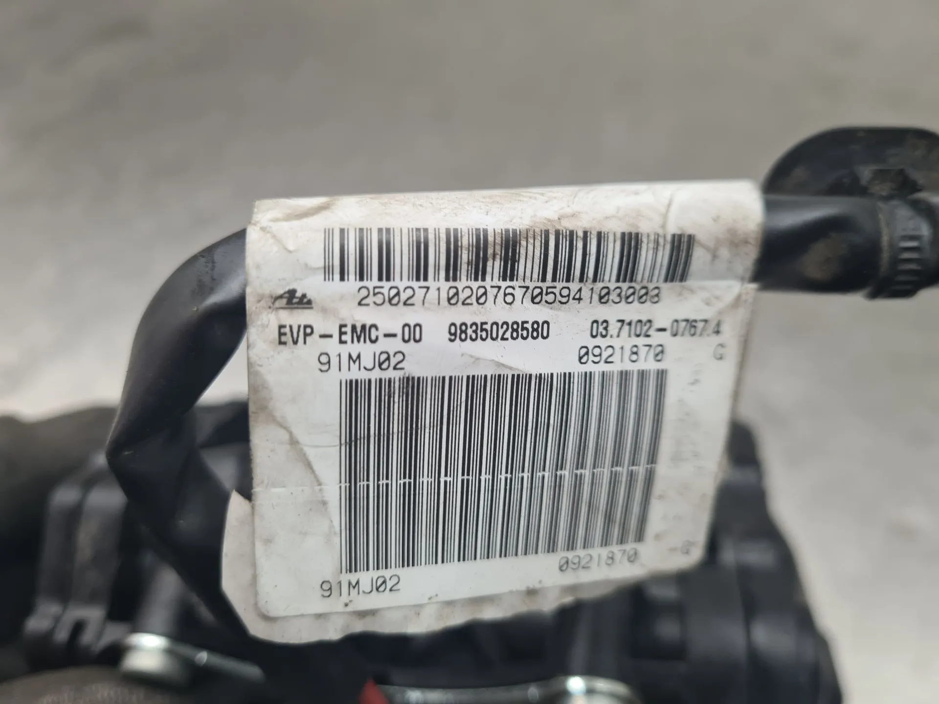 Brake booster / vacuum pump CITROËN C4 III Imagem-6