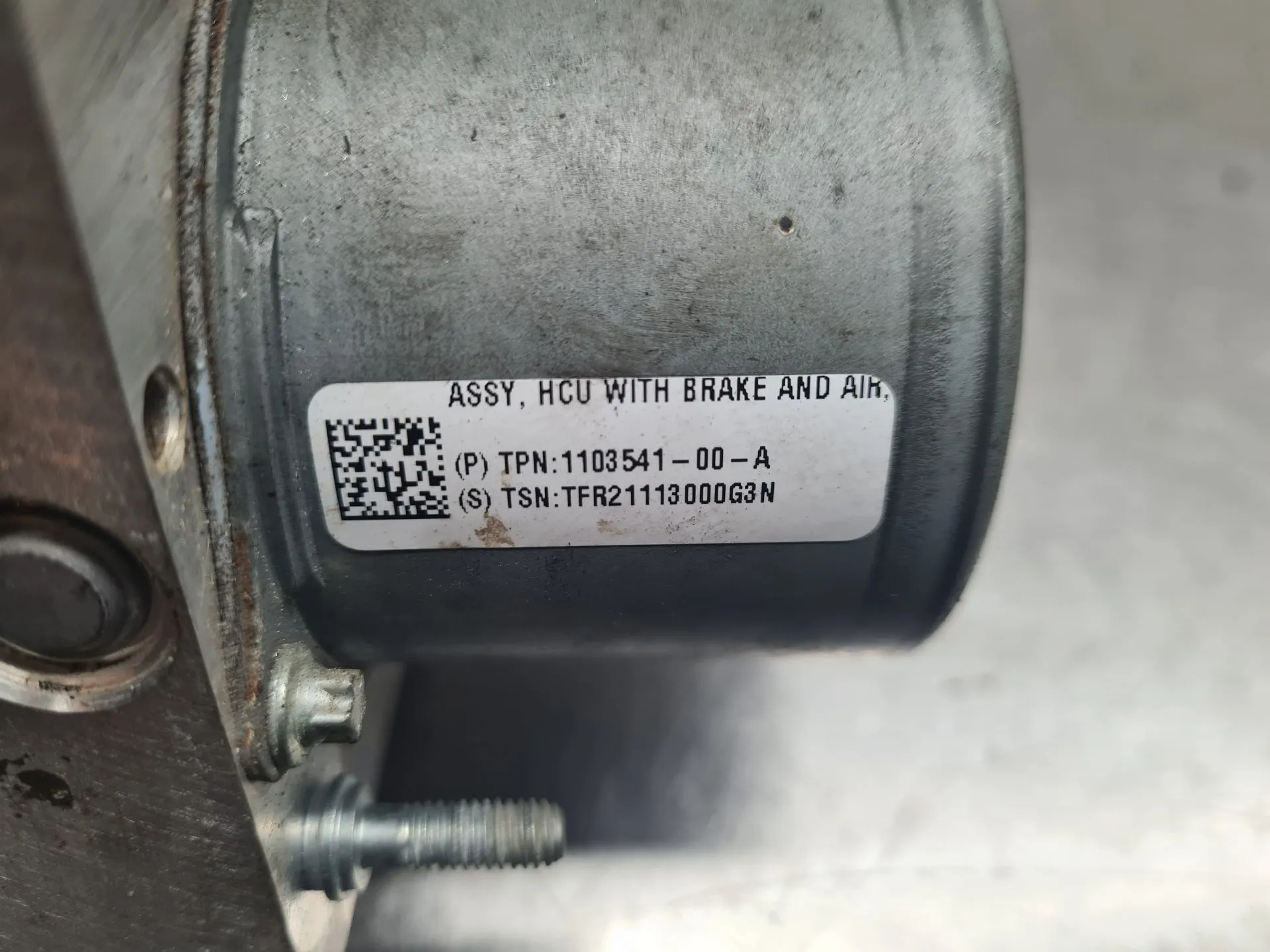 ABS TESLA Model 3 (5YJ3) Imagem-5