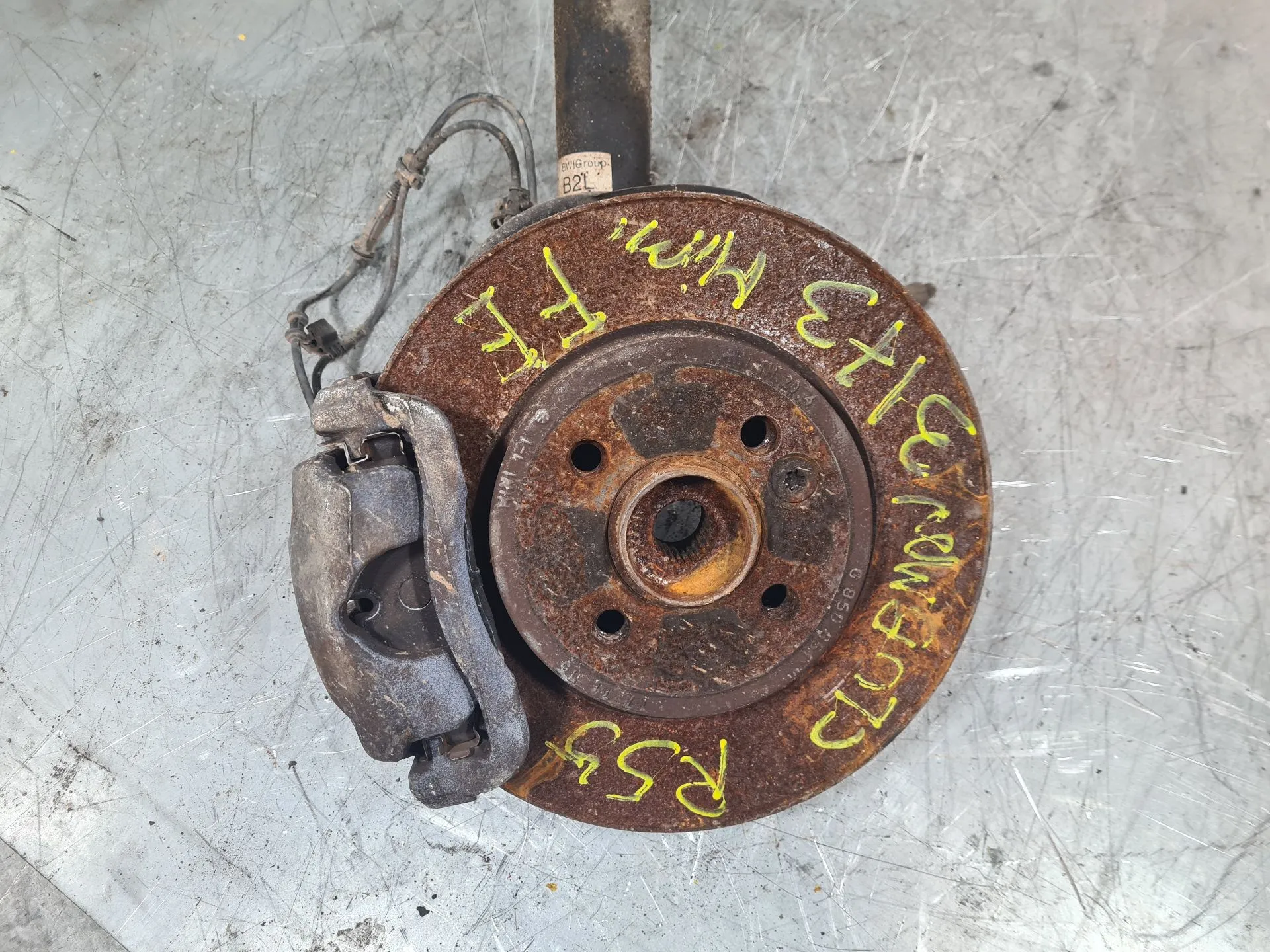 Fusello anteriore sinistro MINI Mini Clubman (R55)