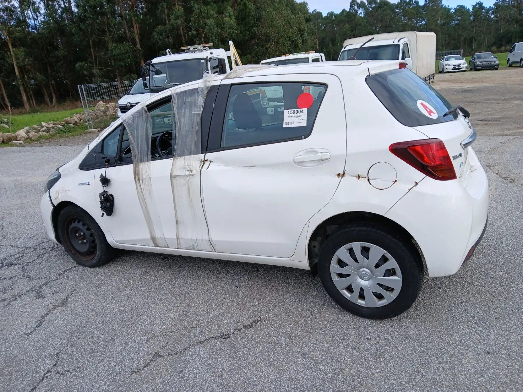 Lève-vitre avant gauche TOYOTA Yaris (_P13_)