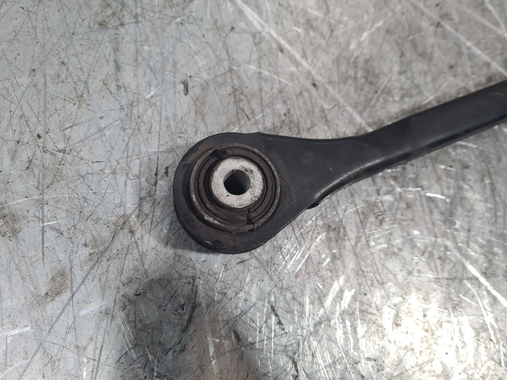 Braccio di sospensione posteriore sinistro AUDI A4 Avant (8K5, B8) Imagem-2