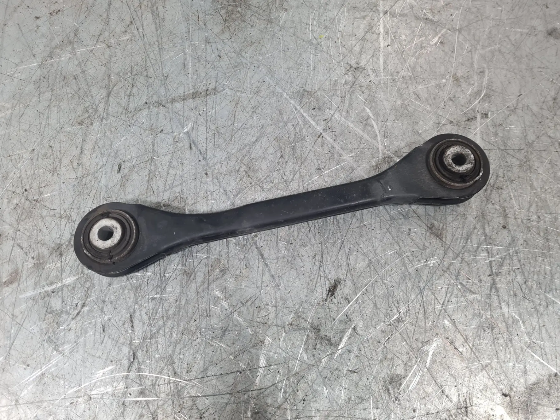 Braccio di sospensione posteriore sinistro AUDI A4 Avant (8K5, B8) Imagem-1