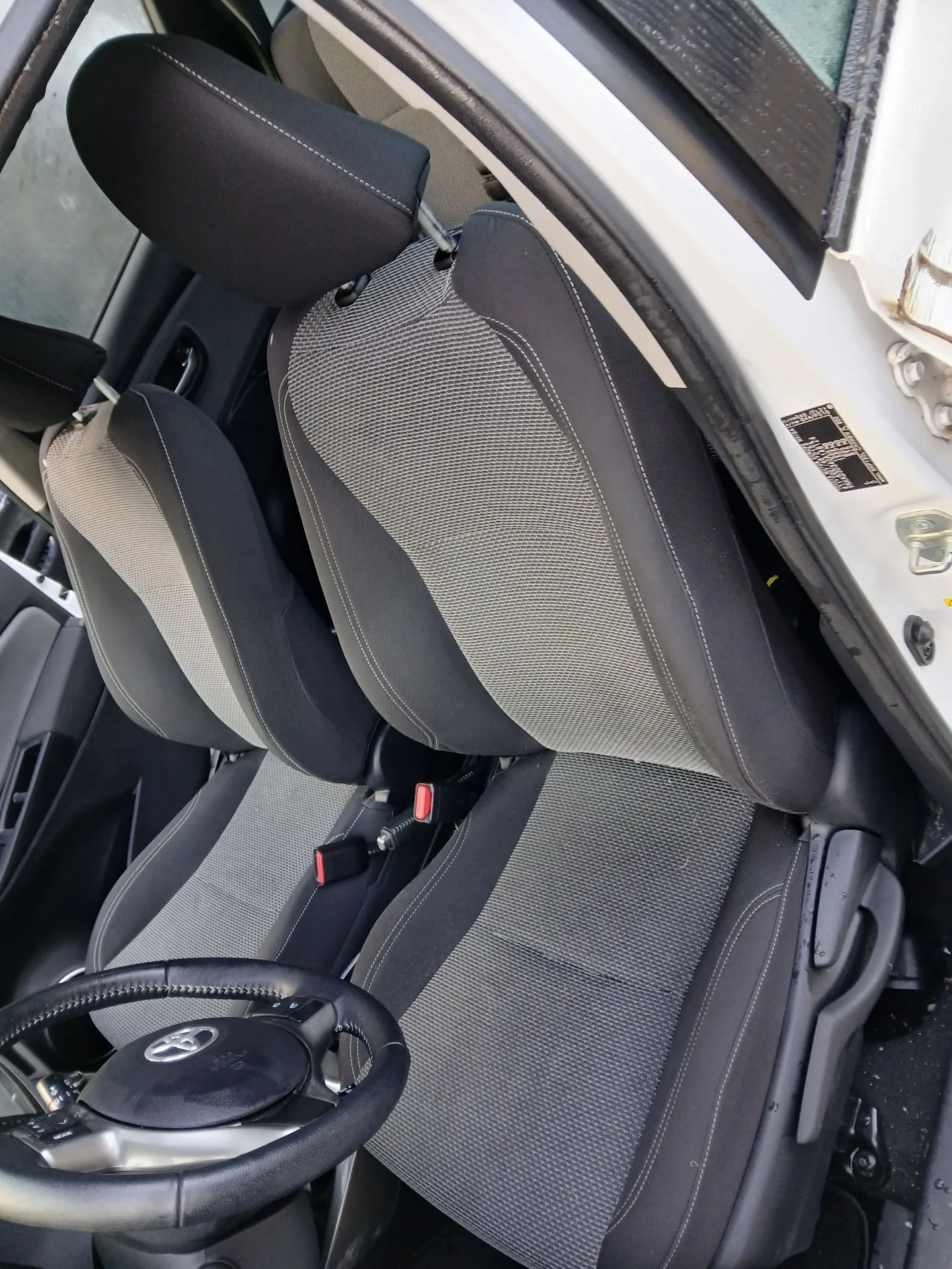 Conjunto de Bancos TOYOTA Yaris (_P13_) Imagem-2