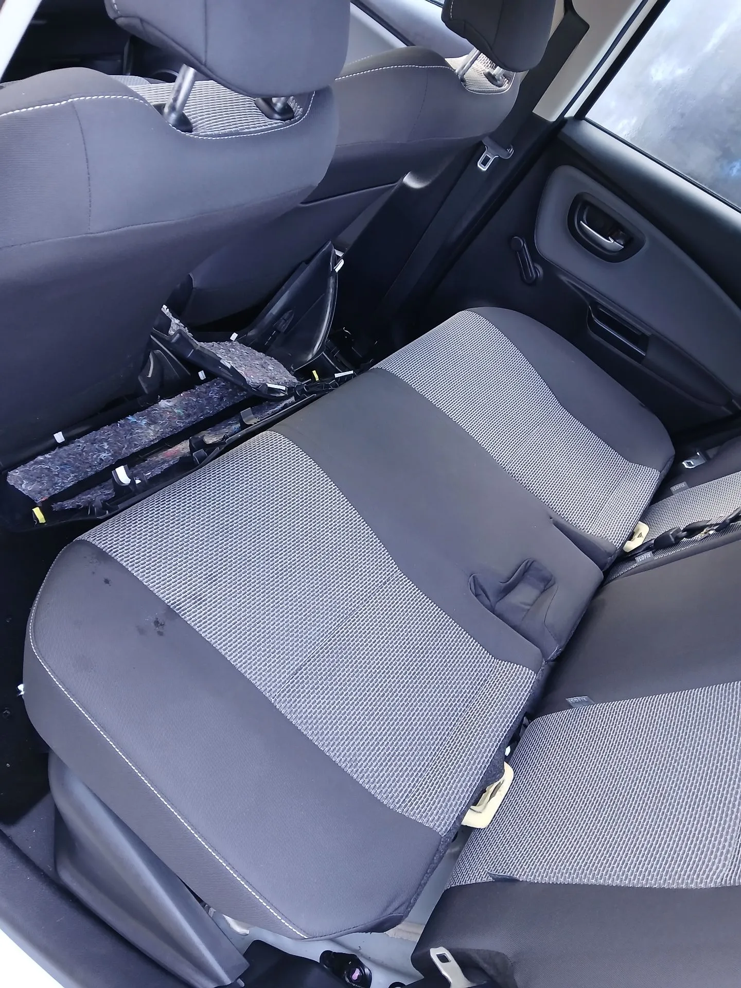 Conjunto de Bancos TOYOTA Yaris (_P13_) Imagem-5