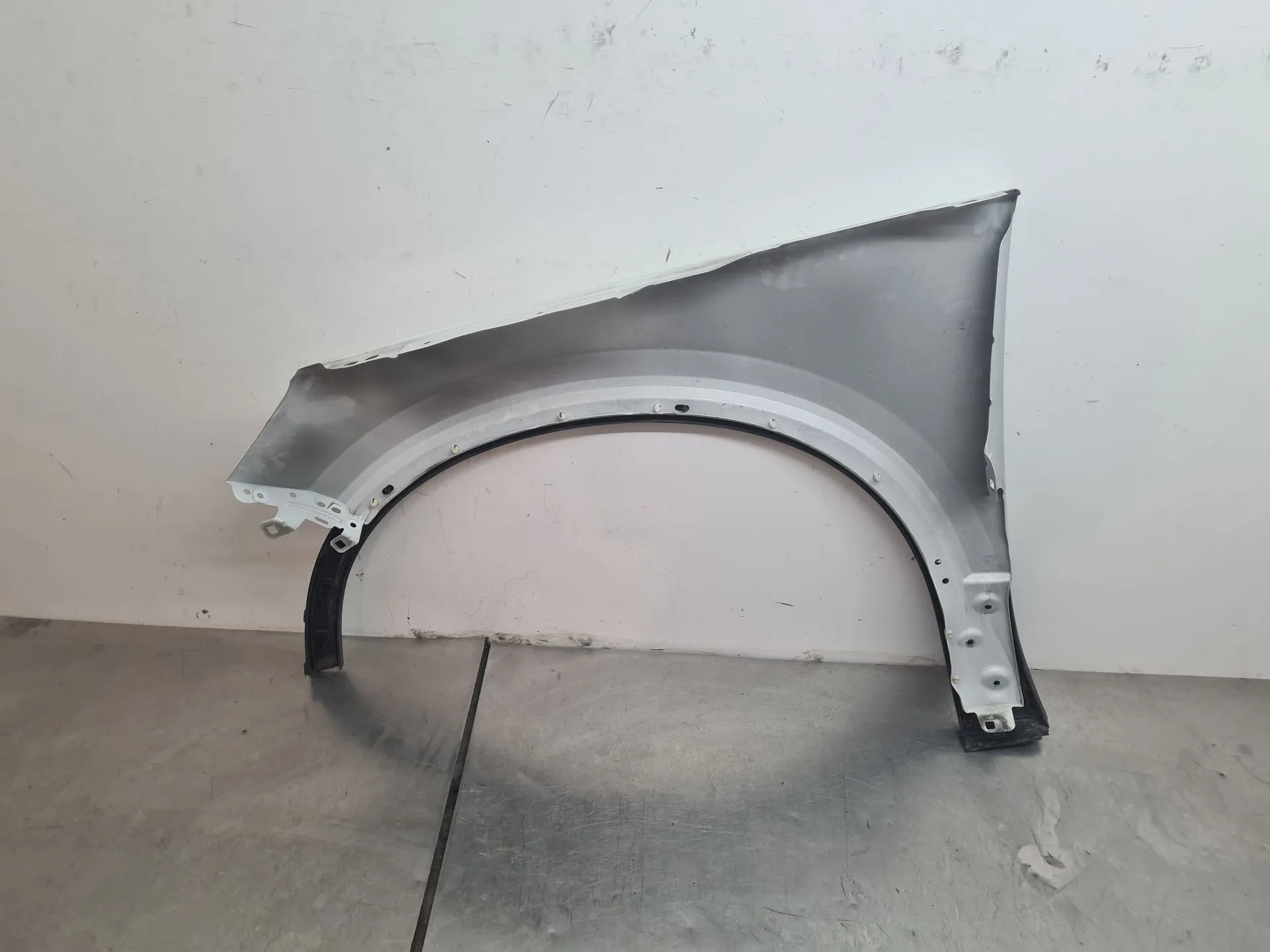 Guarda-lamas direito VOLVO XC40 (536) Imagem-3