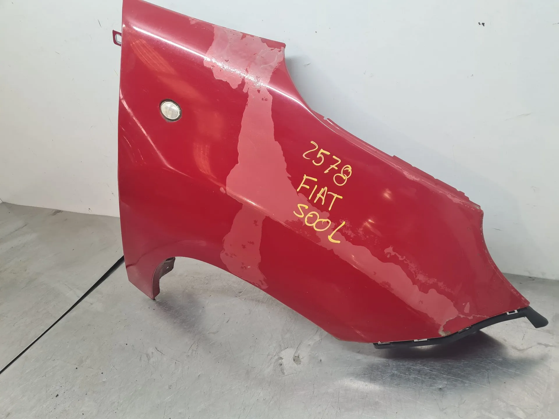 Guarda-lamas direito FIAT 500L (351_, 352_) Imagem-2