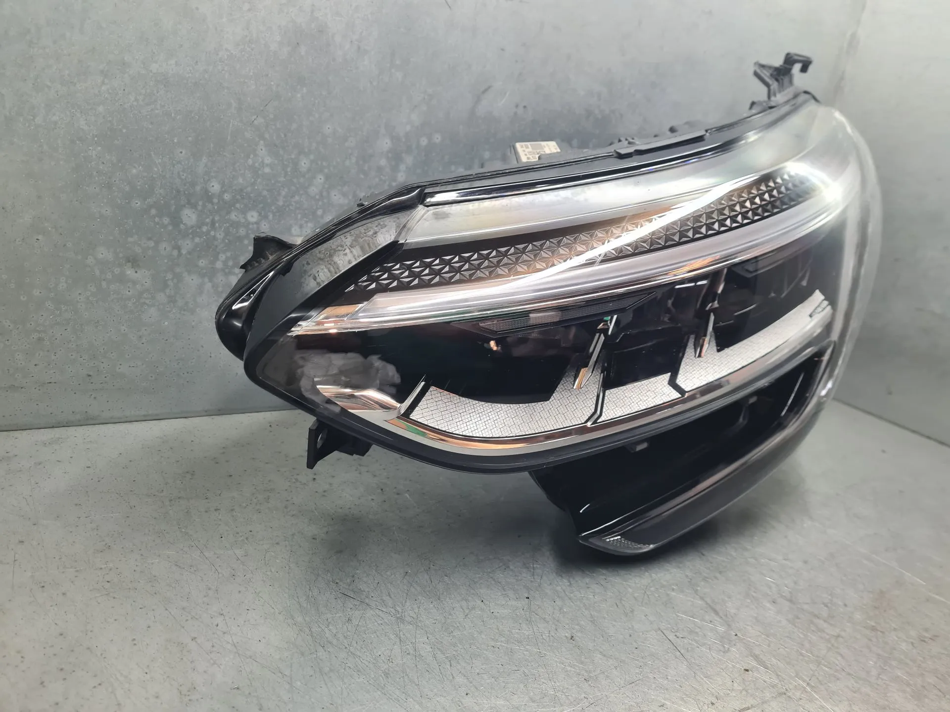 Phare avant gauche RENAULT Megane IV Grandtour (K9A/M_) Imagem-2