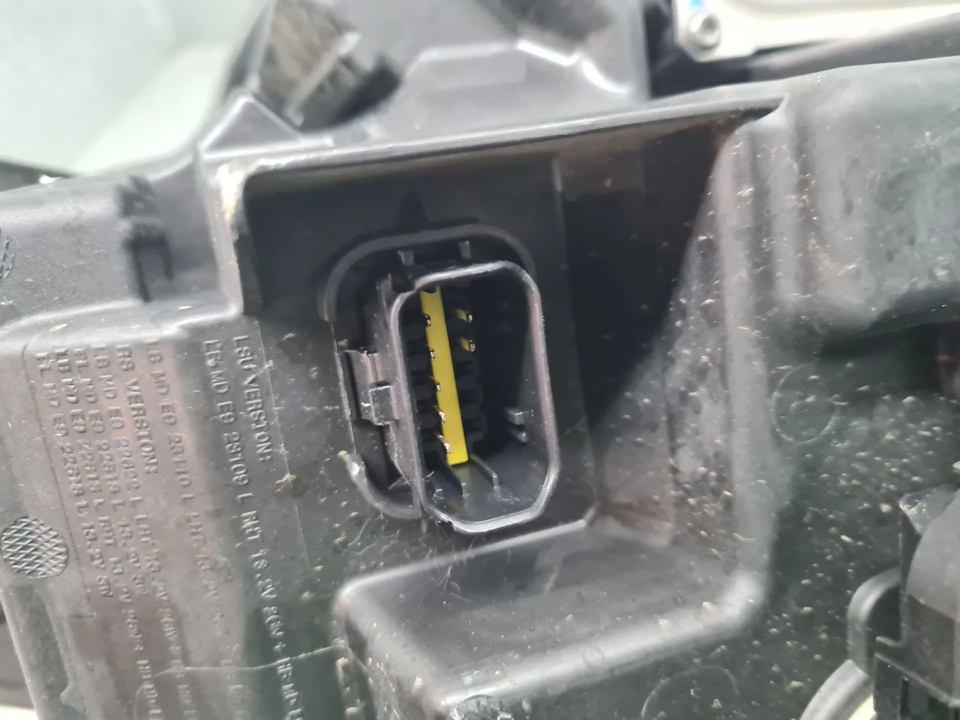 Phare avant gauche RENAULT Megane IV Grandtour (K9A/M_) Imagem-9