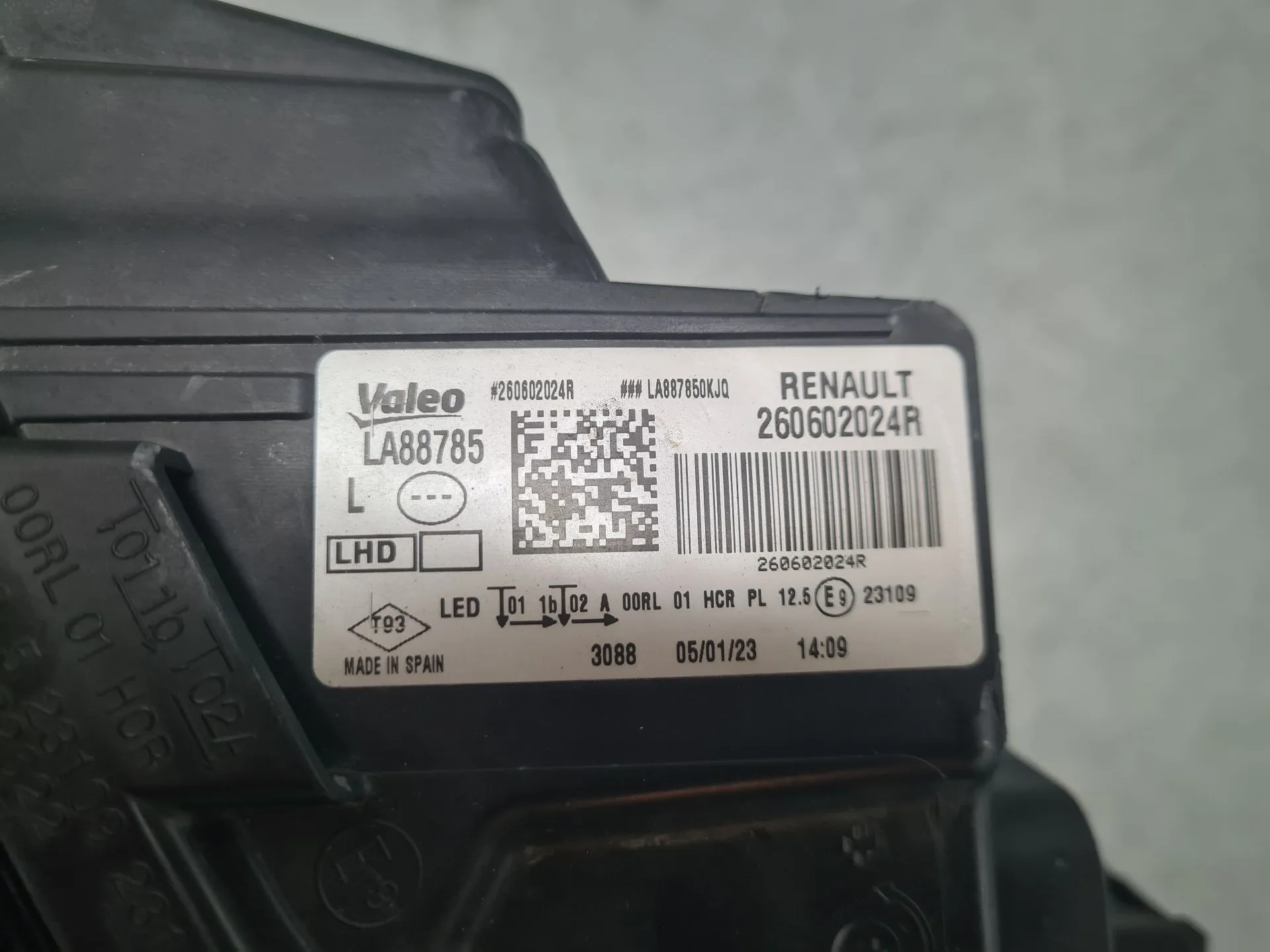 Phare avant gauche RENAULT Megane IV Grandtour (K9A/M_) Imagem-10