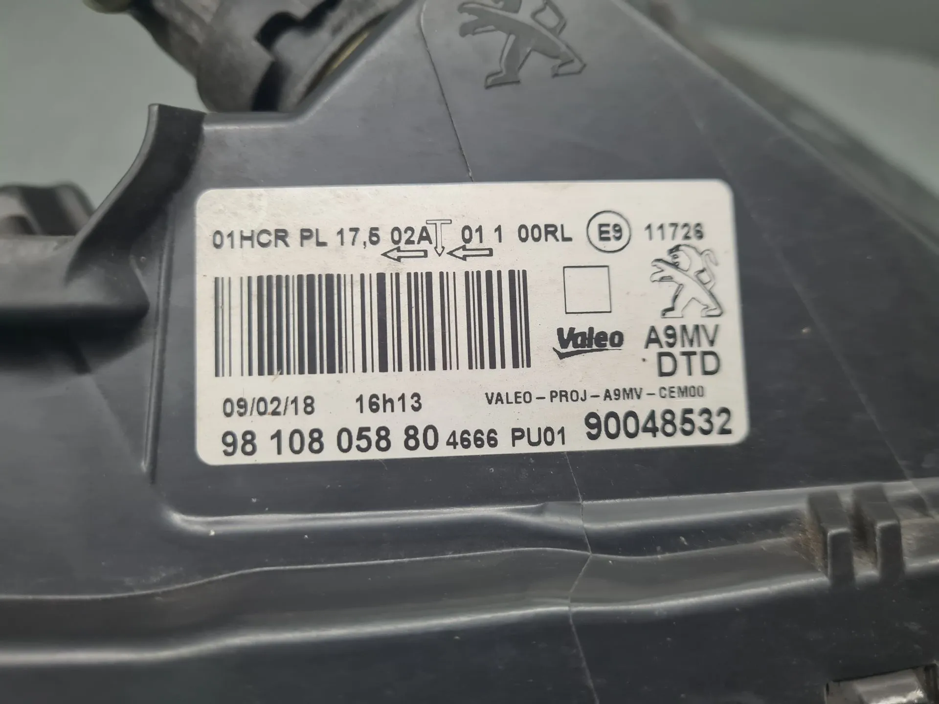 Faro anteriore destro PEUGEOT 208 Imagem-8