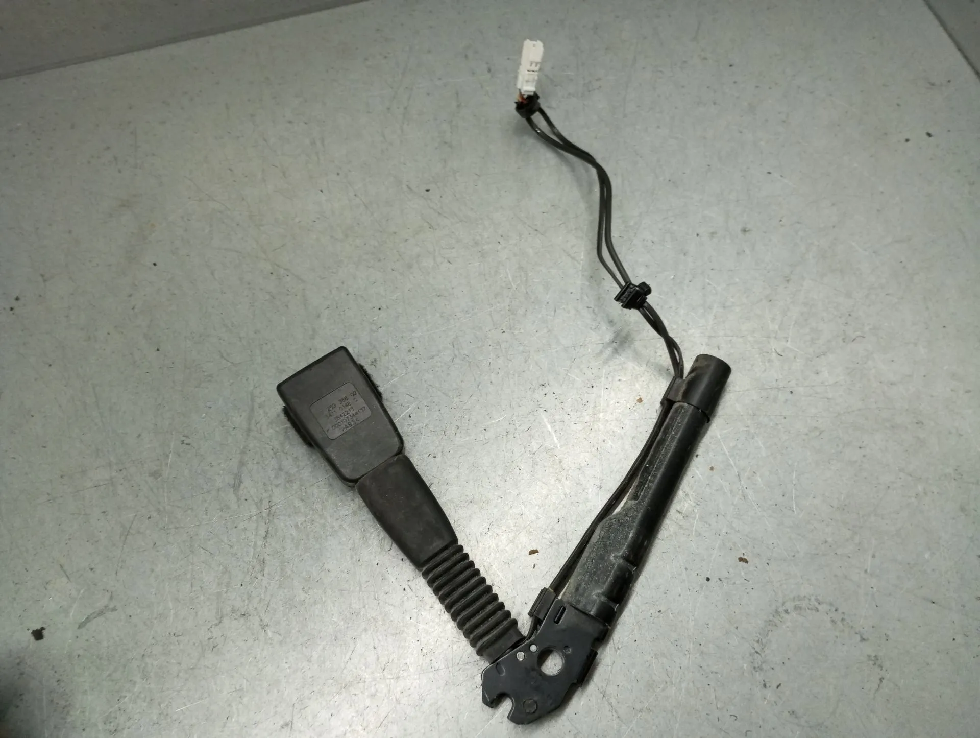 Pré-tensor cinto frente direito BMW 3 Gran Turismo (F34) Imagem-1