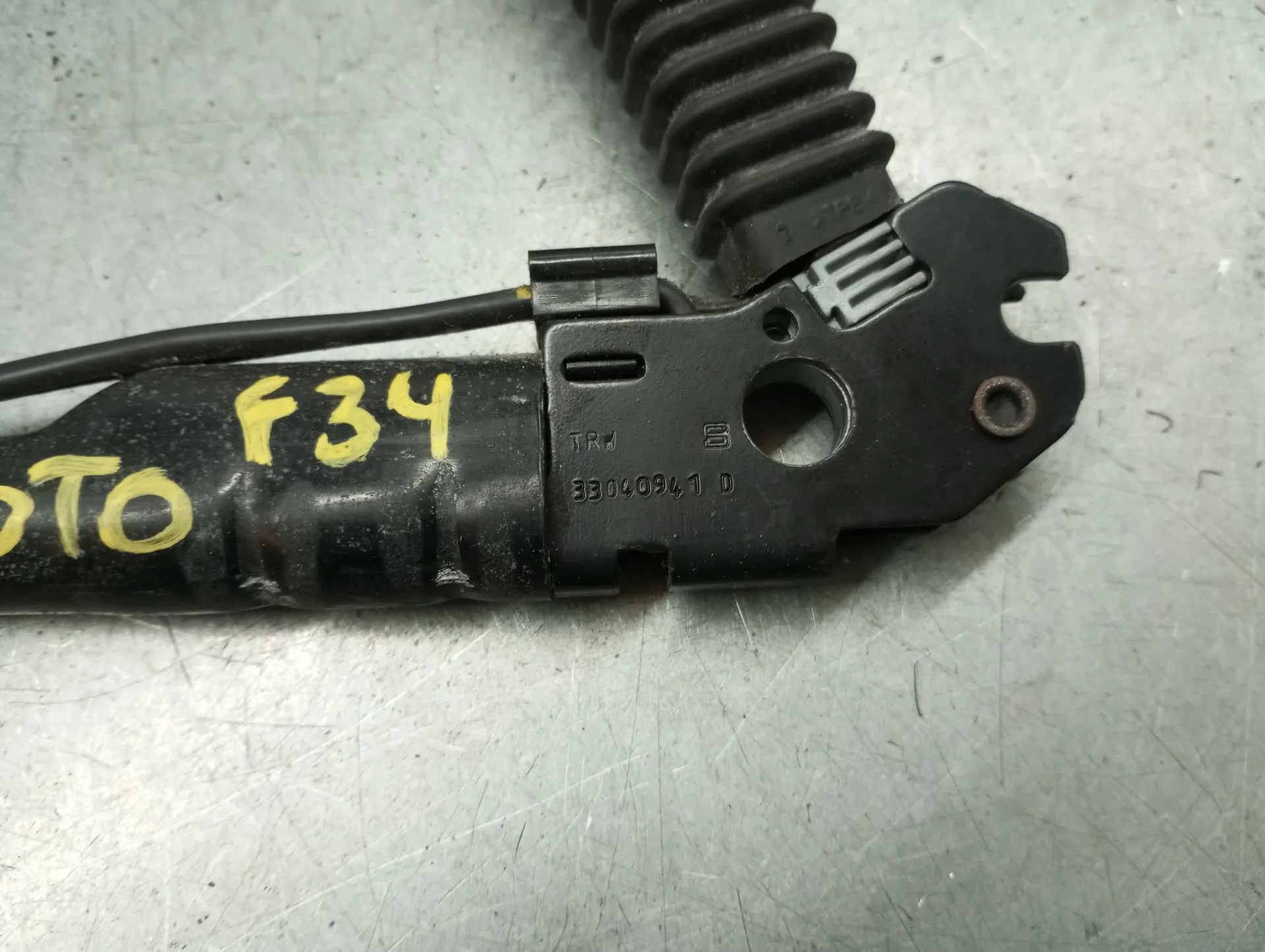 Pré-tensor cinto frente direito BMW 3 Gran Turismo (F34) Imagem-4